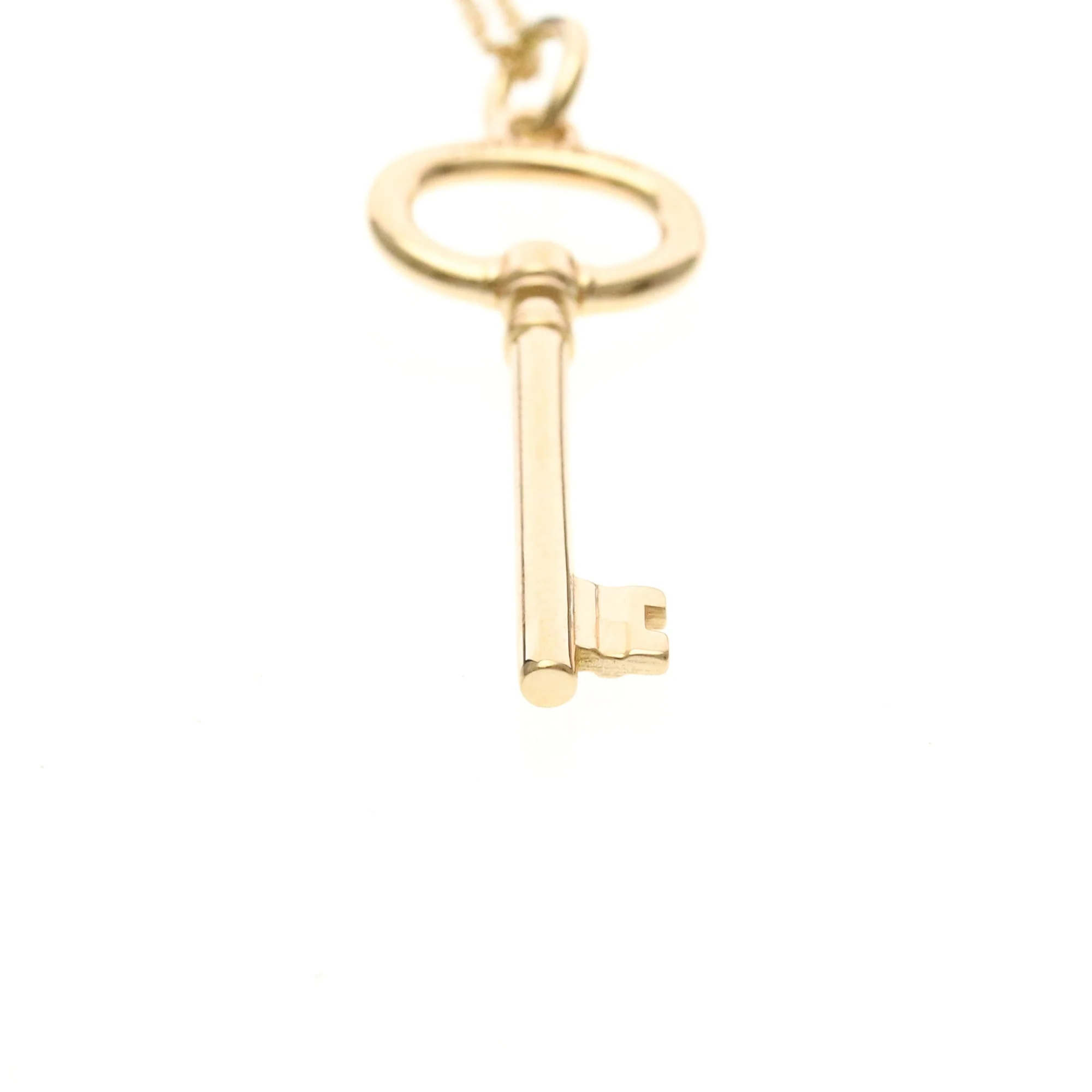 Oval Key Pendant Necklace 18K Rose Gold - Image 4