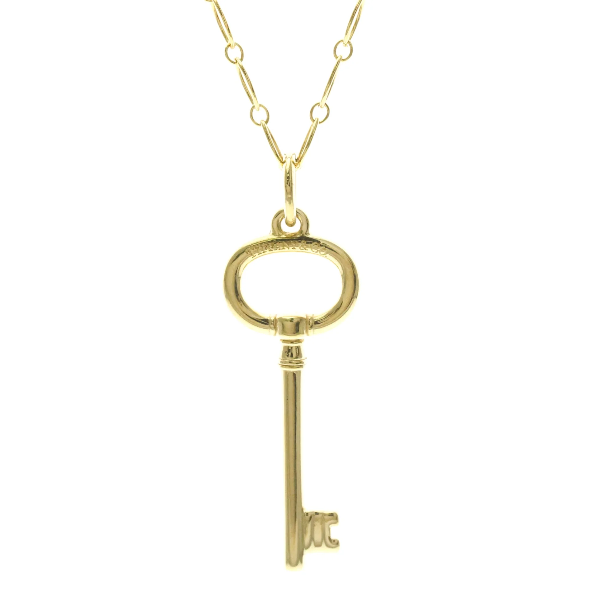 Oval Key Pendant Necklace 18K Yellow Gold