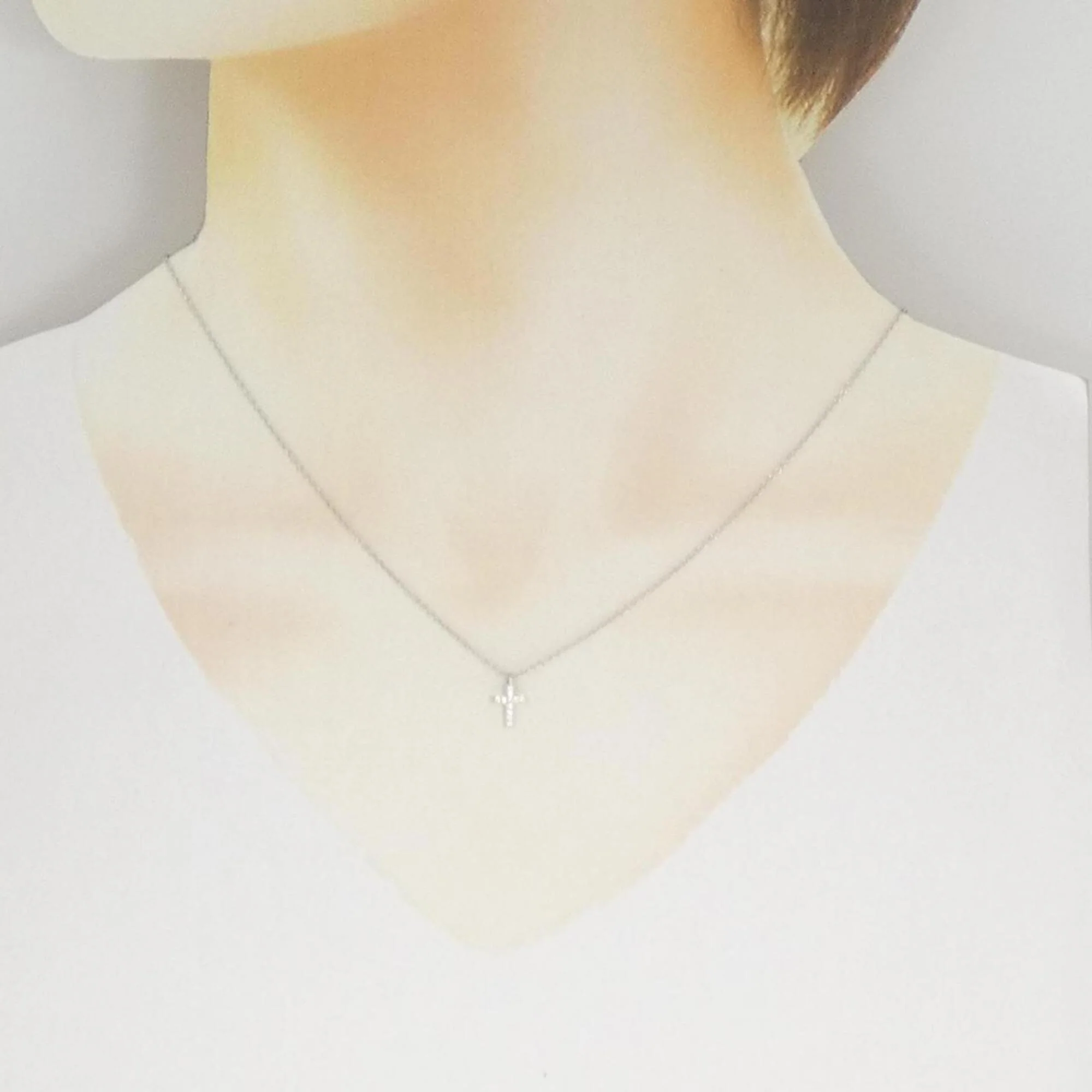 Pendant Necklace 18K White Gold with Diamond Mini - Image 6