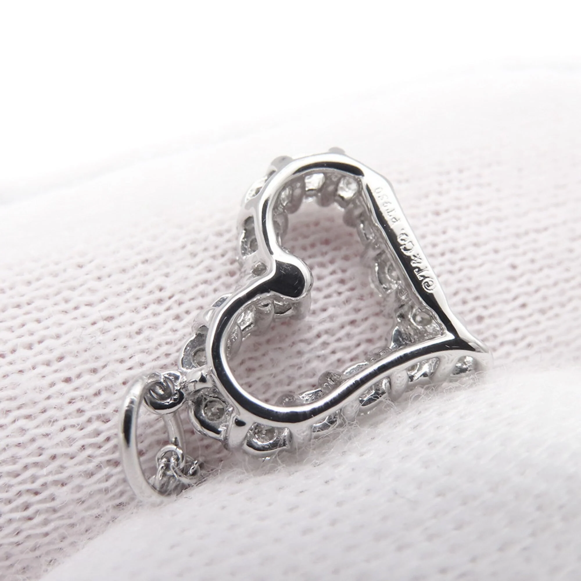 Sentimental Heart Pendant Necklace Platinum - Image 6