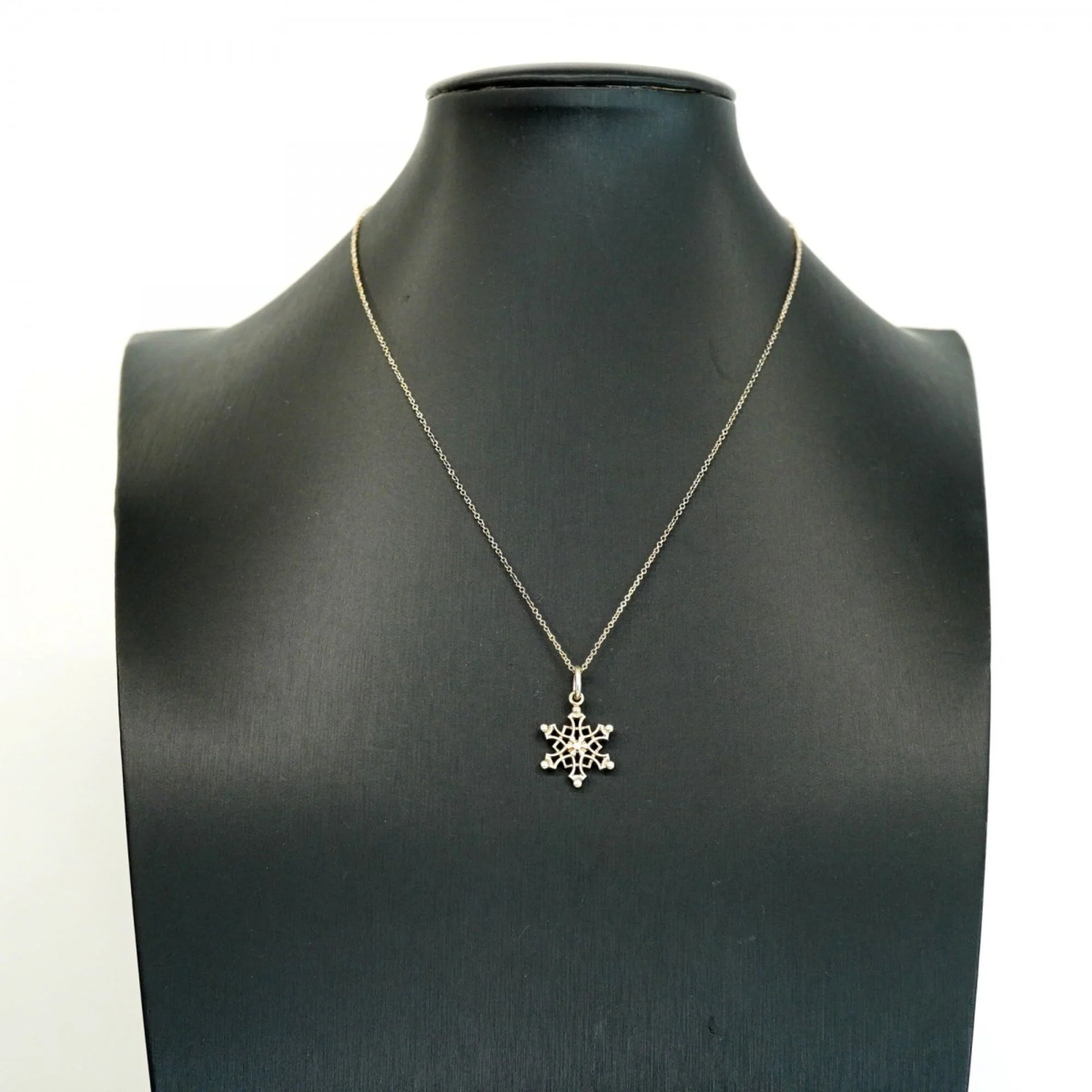 Snowflake Pendant Necklace Sterling Silver - Image 7