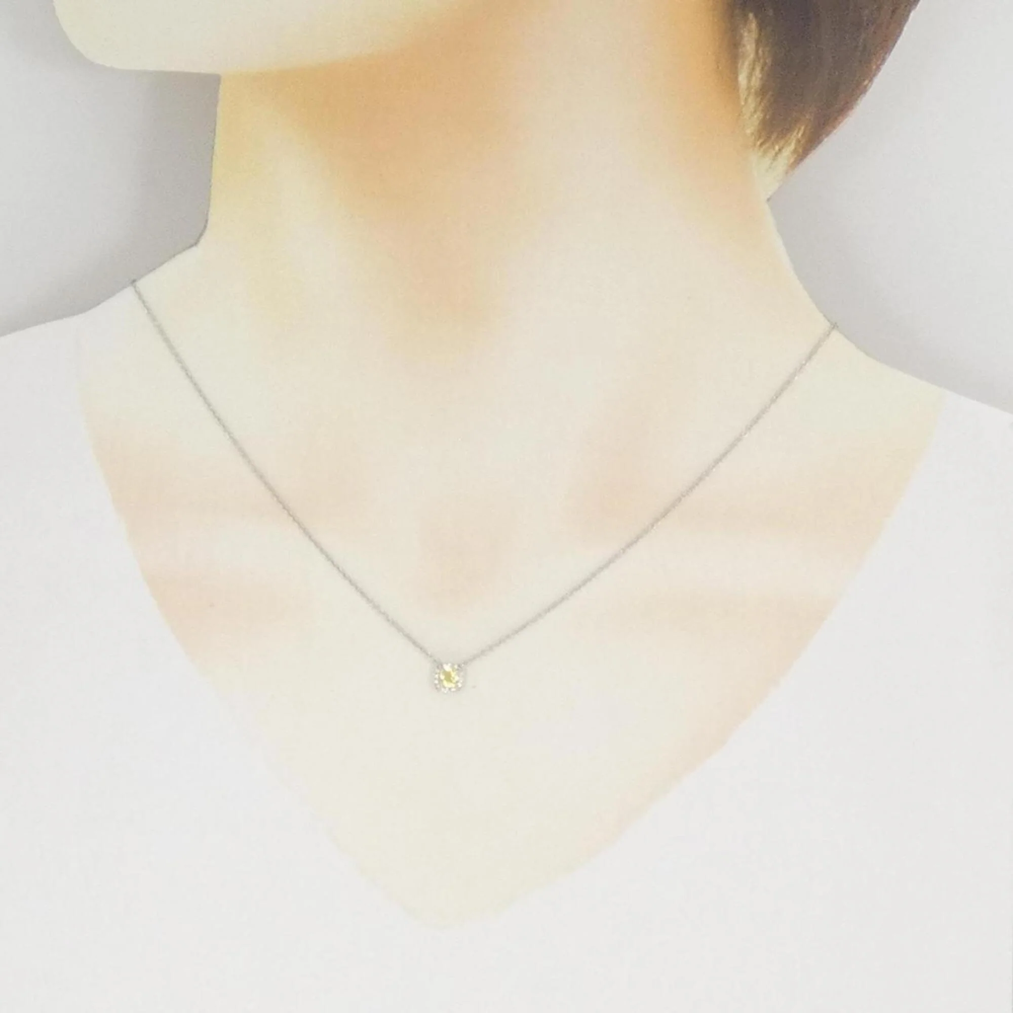 Soleste Pendant Necklace Platinum and 18K Yellow Gold with Diamond - Image 6