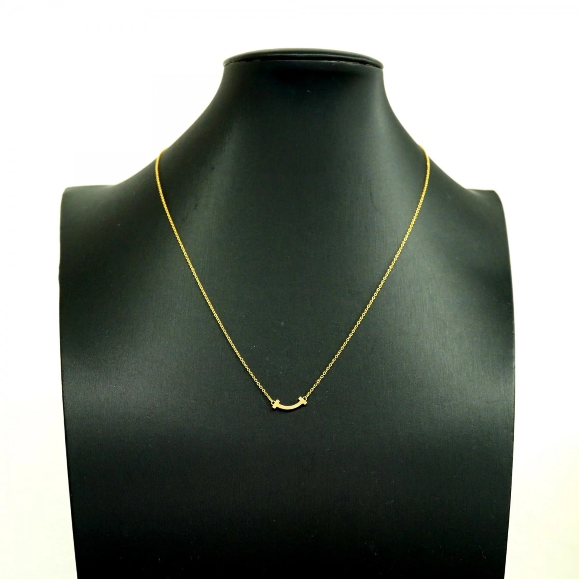 T Smile Mini Pendant Necklace 18K Yellow Gold - Image 6