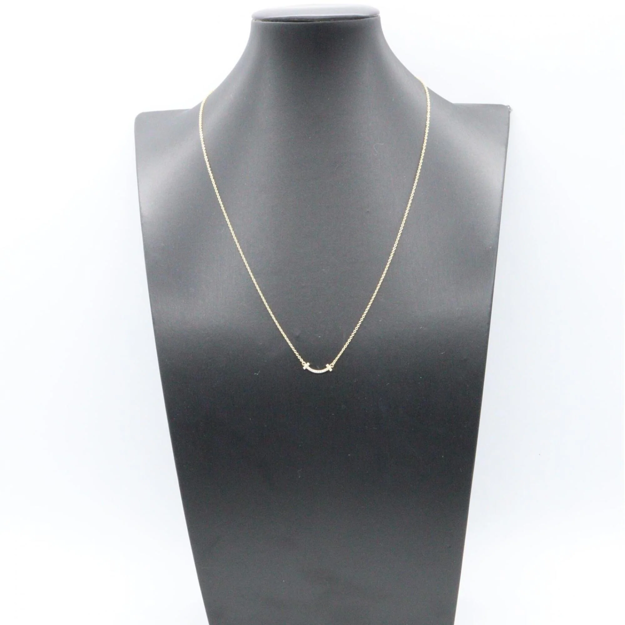T Smile Mini Pendant Necklace 18K Yellow Gold with Diamonds - Image 5
