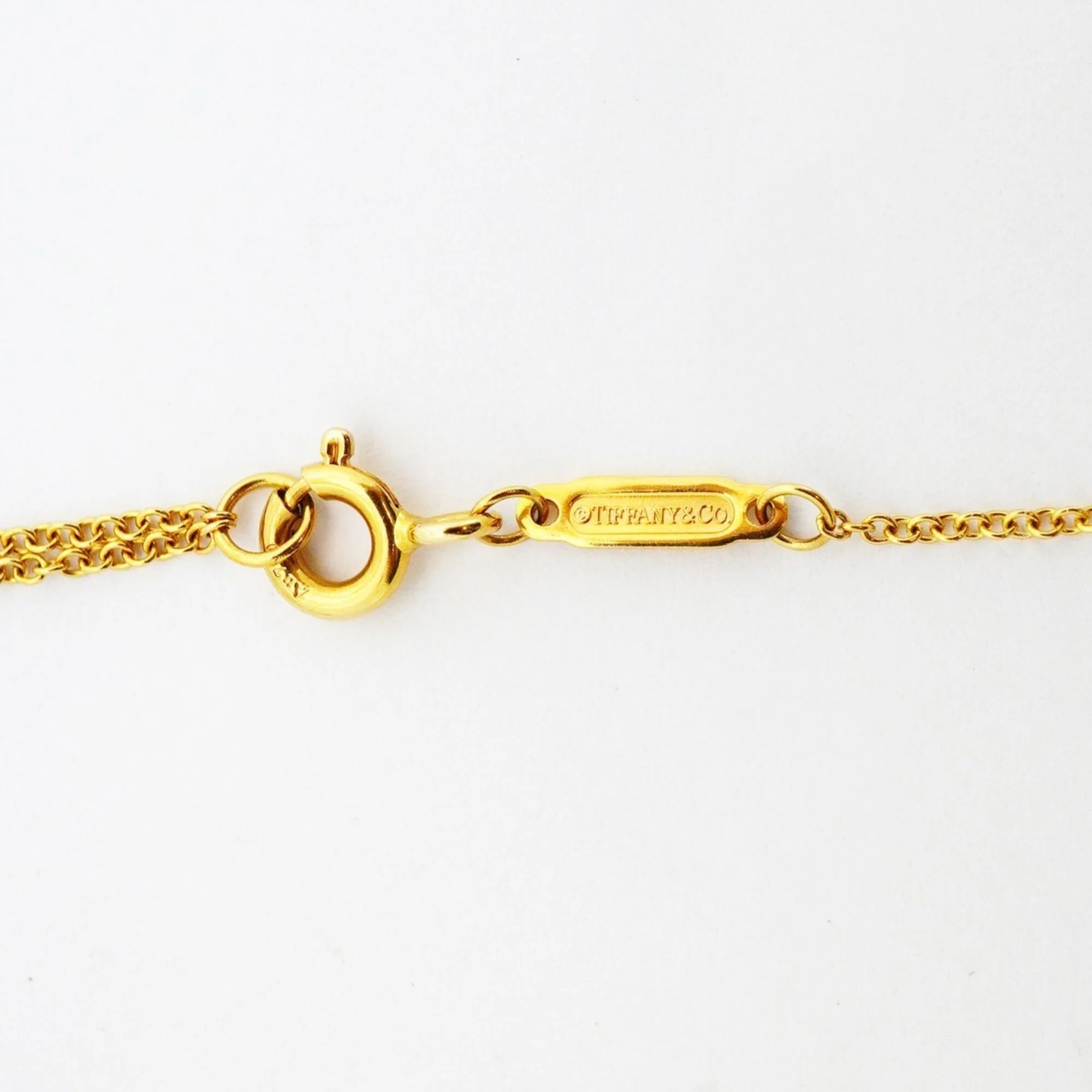 T Smile Mini Pendant Necklace 18K Yellow Gold with Diamonds - Image 4