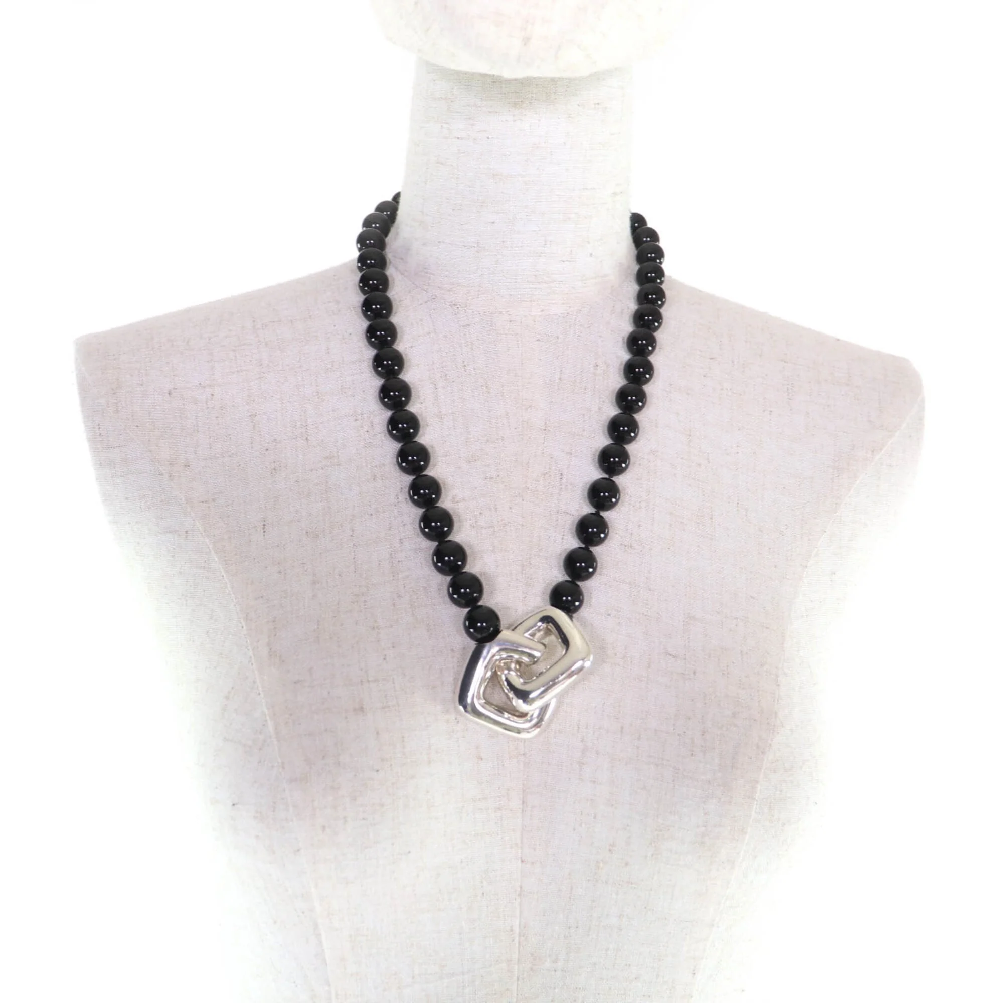 Vintage Pendant Necklace Sterling Silver with Onyx - Image 4