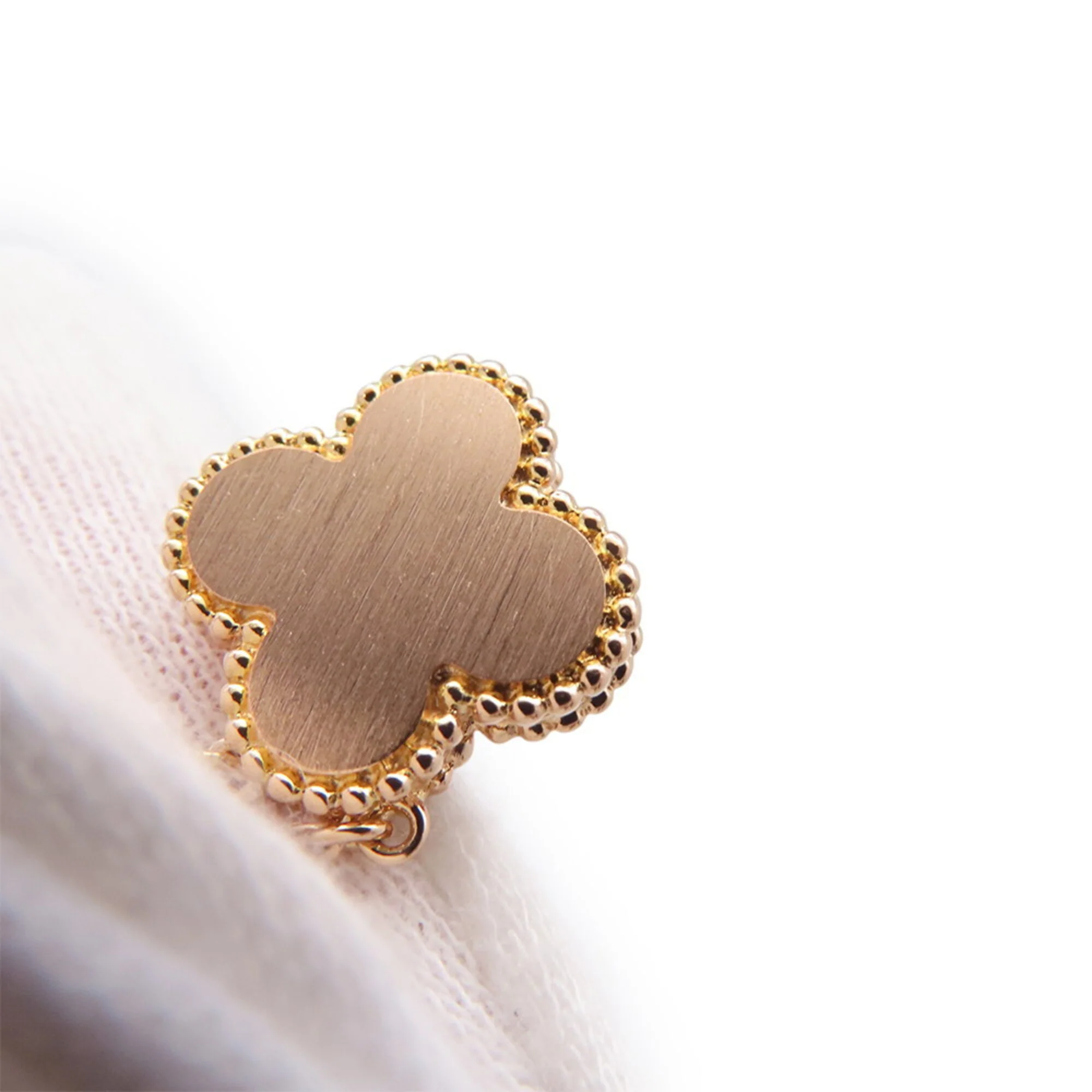 Alhambra Pendant Necklace 18K Rose Gold - Image 7