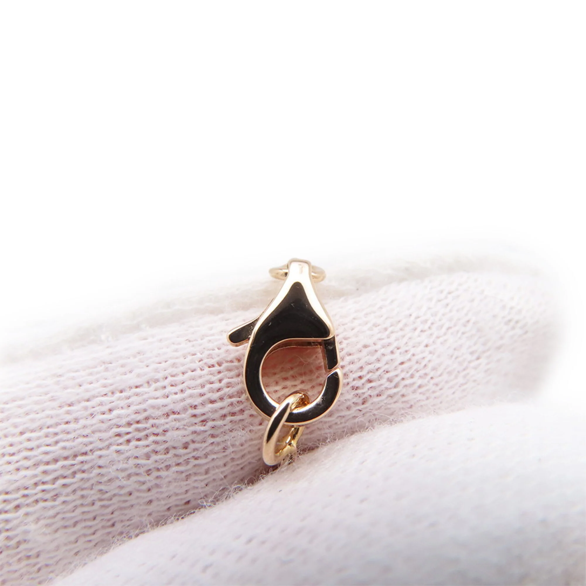 Alhambra Pendant Necklace 18K Rose Gold - Image 9