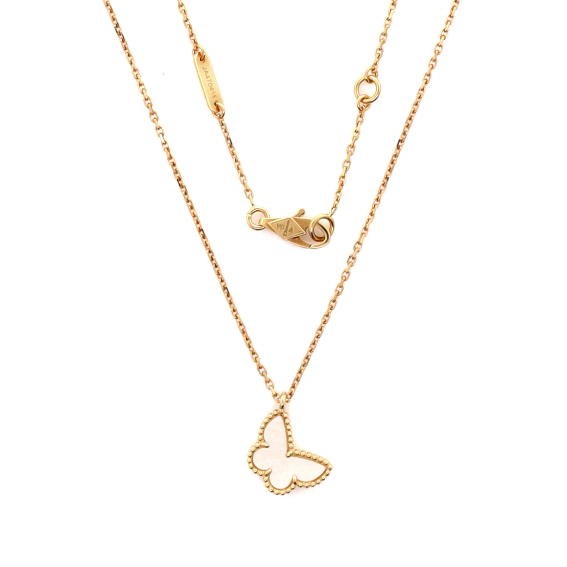 Sweet Alhambra Butterfly Pendant Necklace 18K Yellow Gold and Mother of Pearl - Image 3