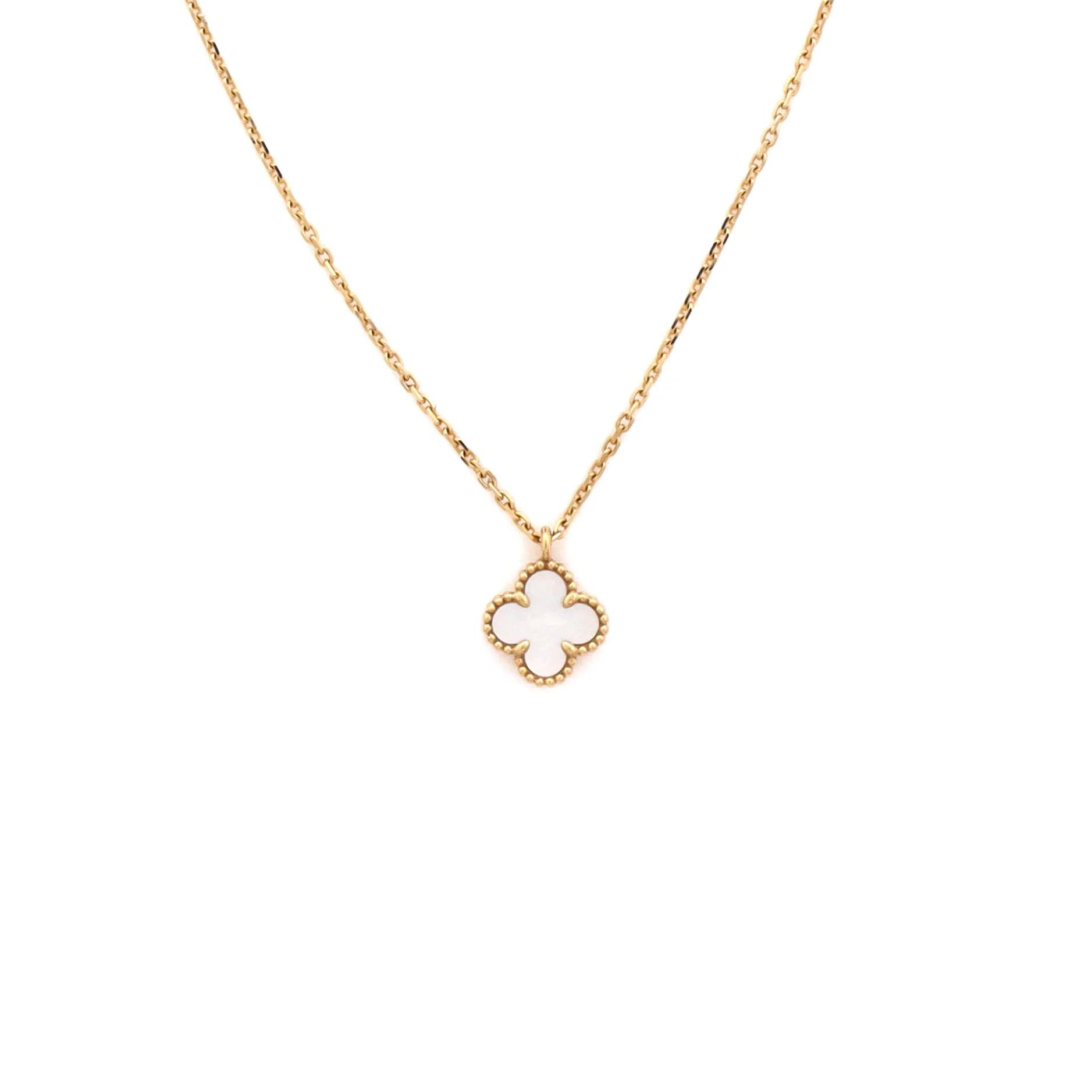 Sweet Alhambra Pendant Necklace 18K Yellow Gold and Mother of Pearl