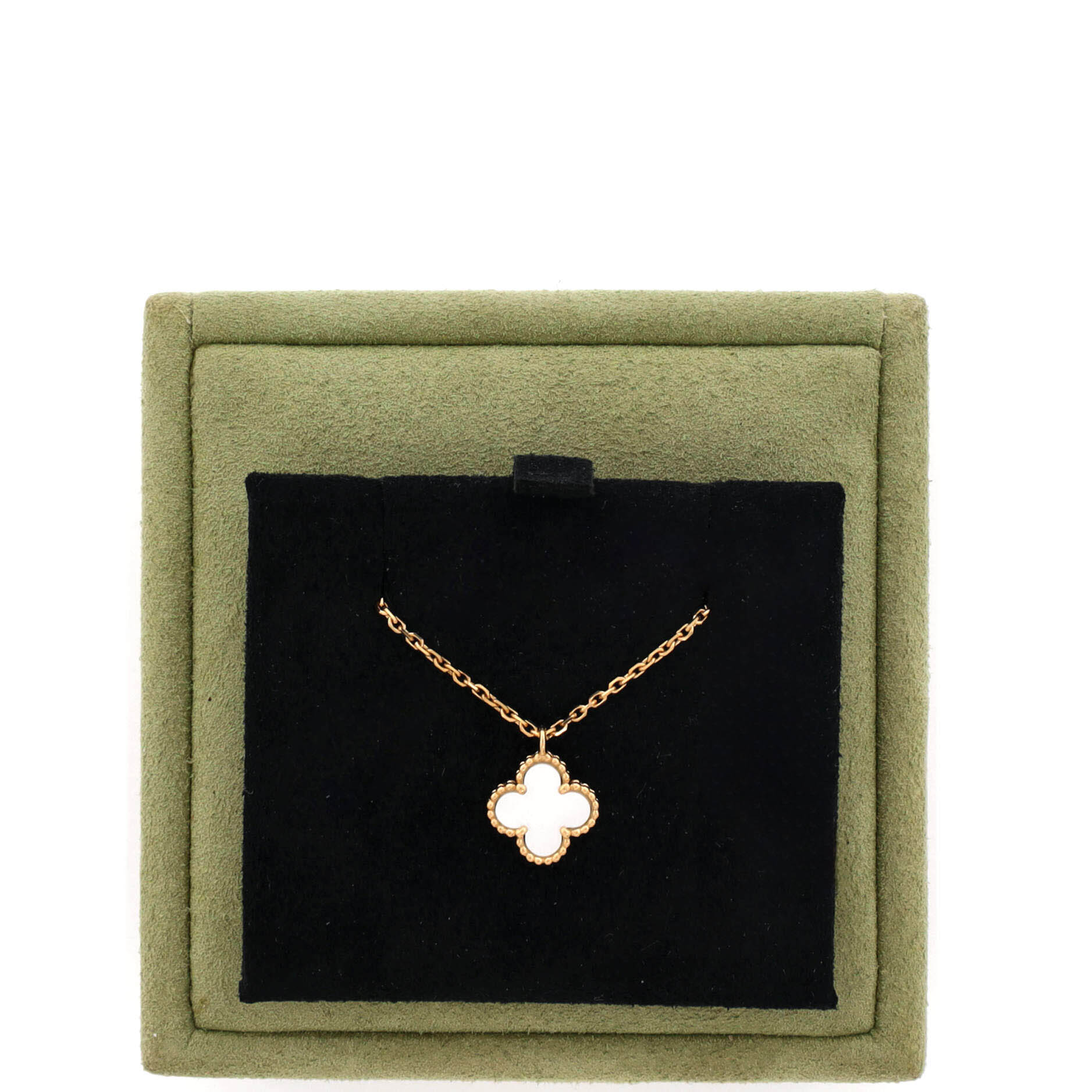 Sweet Alhambra Pendant Necklace 18K Yellow Gold and Mother of Pearl - Image 2