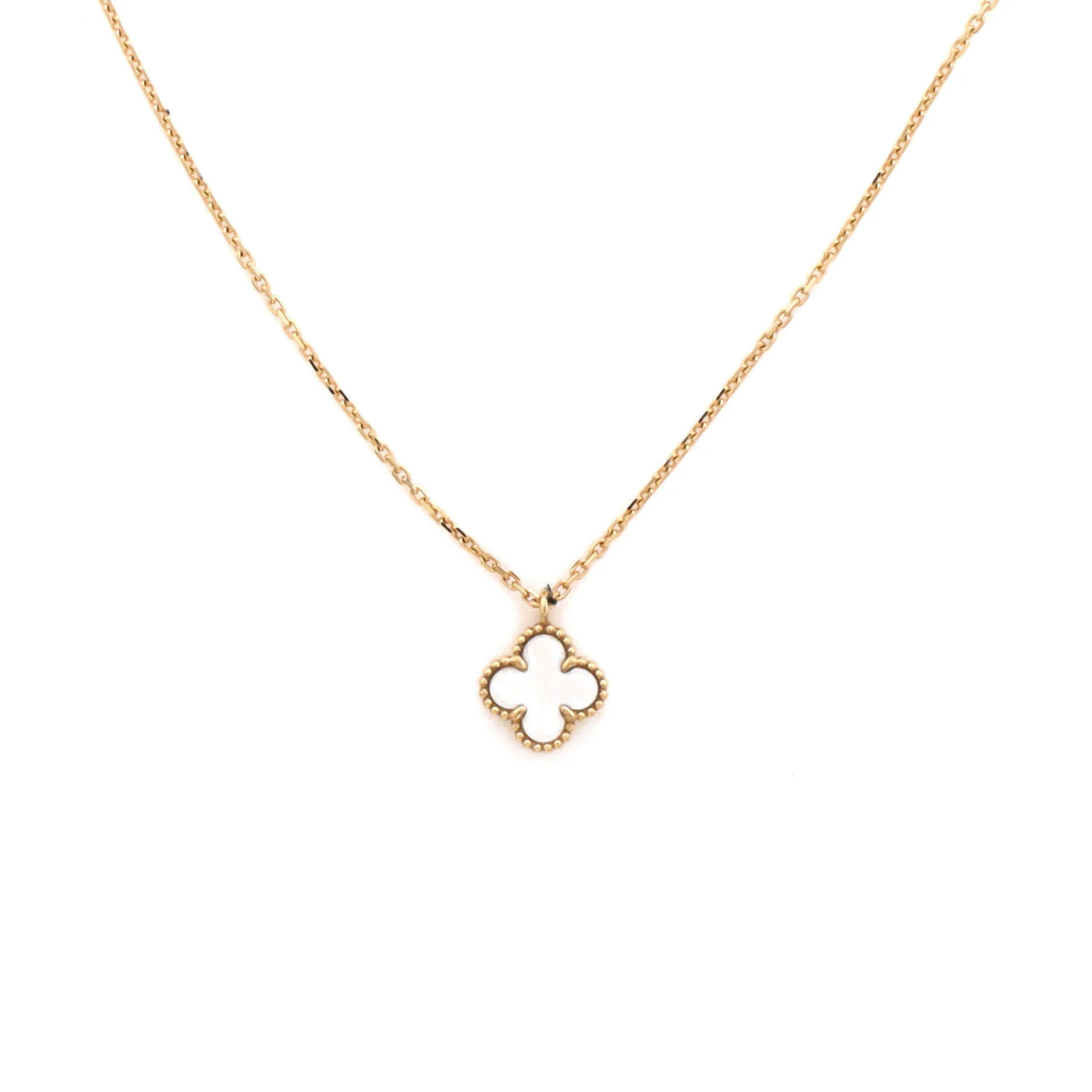 Sweet Alhambra Pendant Necklace 18K Yellow Gold and Mother of Pearl