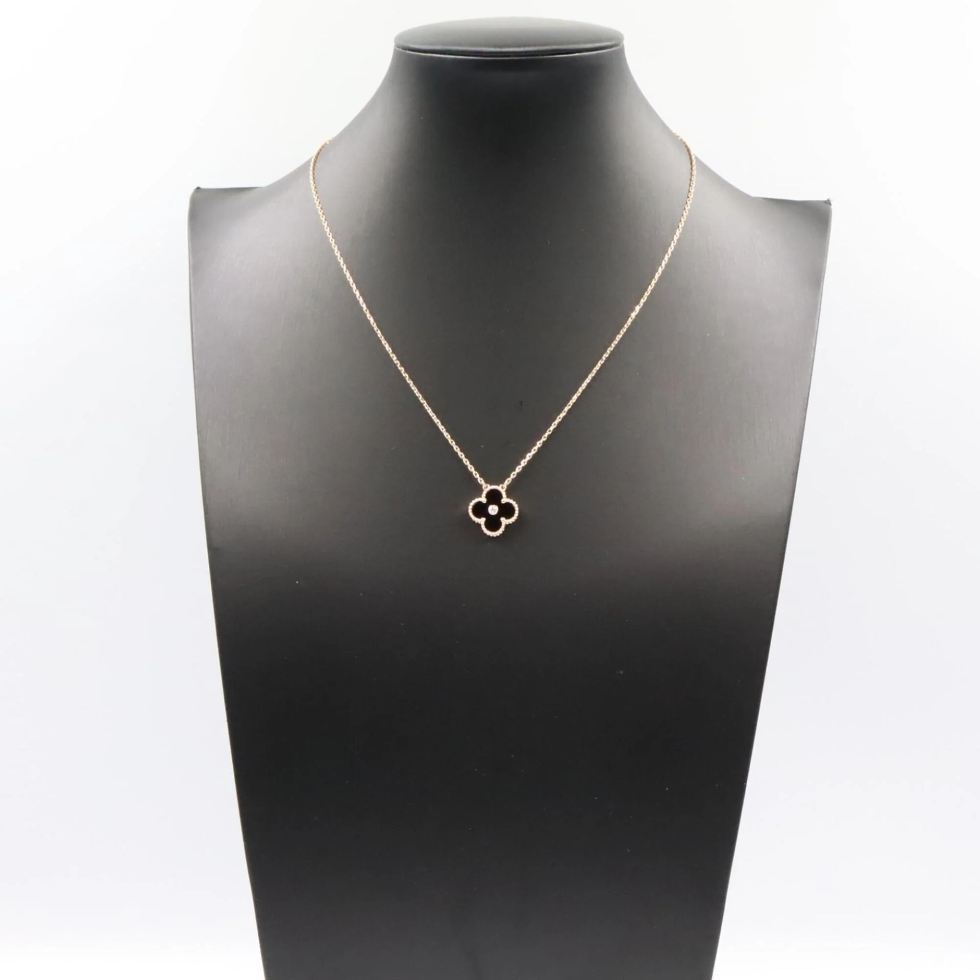 Vintage Alhambra Pendant Necklace 18K Rose Gold and Onyx - Image 6