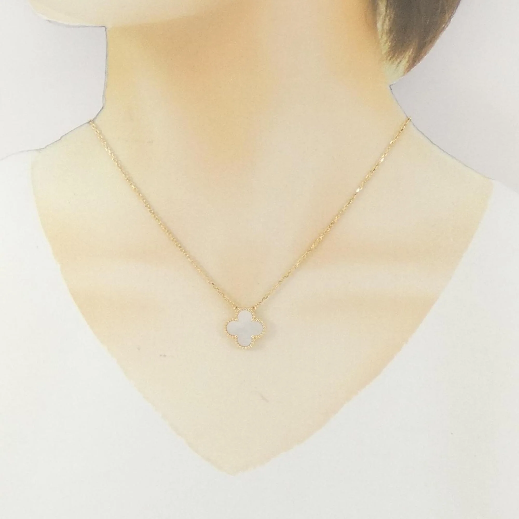 Vintage Alhambra Pendant Necklace 18K Yellow Gold - Image 5