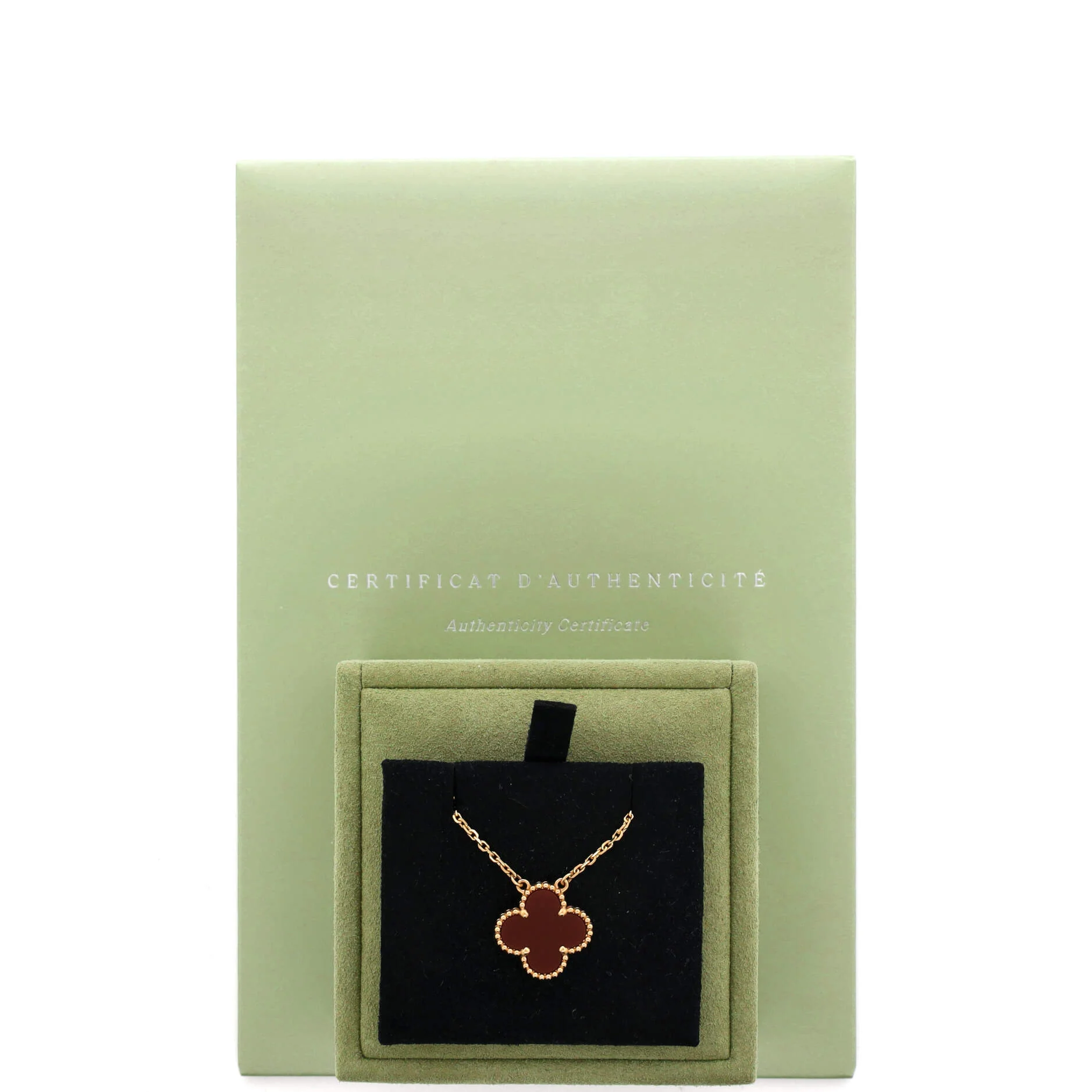 Vintage Alhambra Pendant Necklace 18K Yellow Gold and Carnelian - Image 2