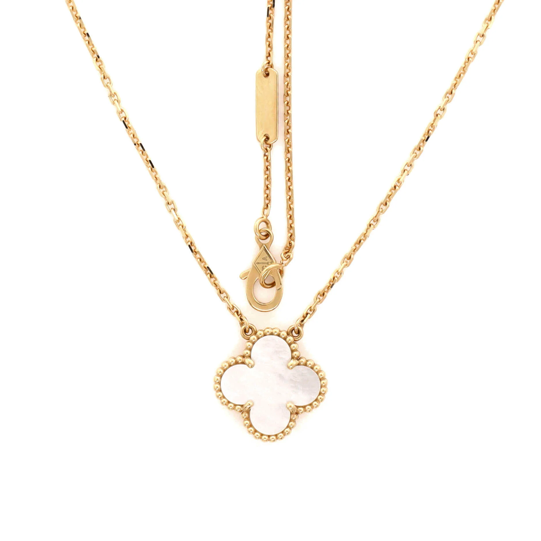 Vintage Alhambra Pendant Necklace 18K Yellow Gold and Mother of Pearl - Image 3
