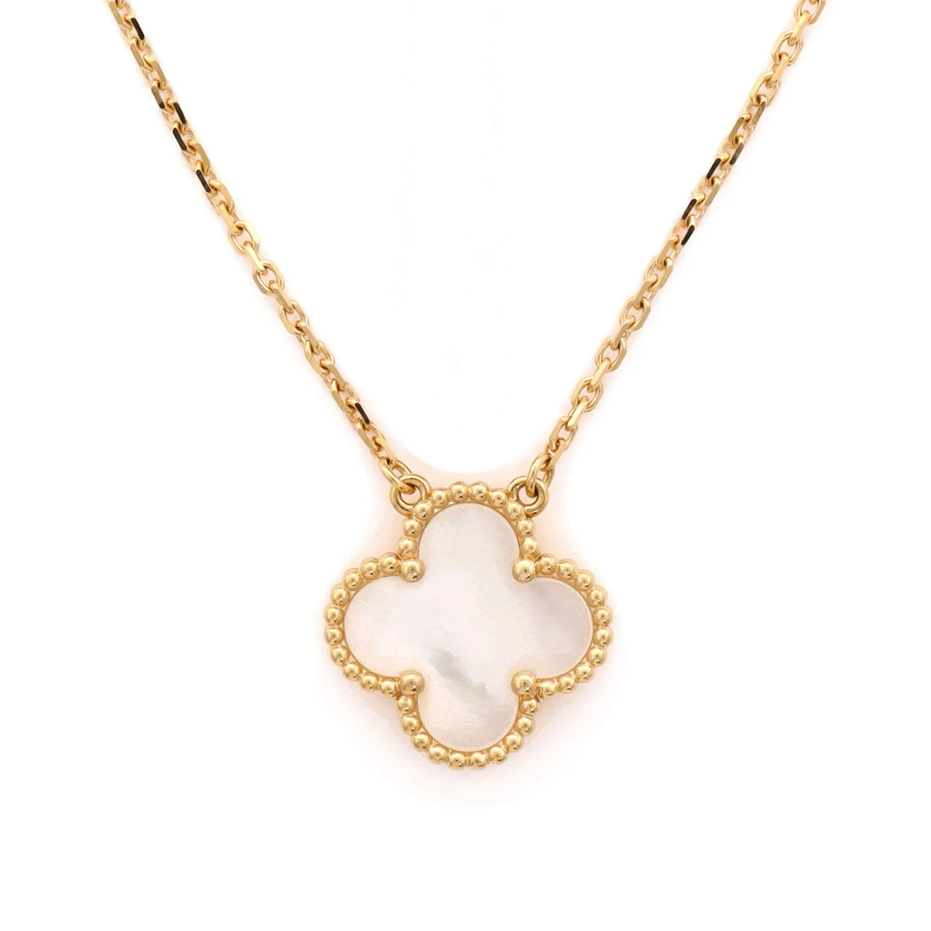 Vintage Alhambra Pendant Necklace 18K Yellow Gold and Mother of Pearl - Image 4