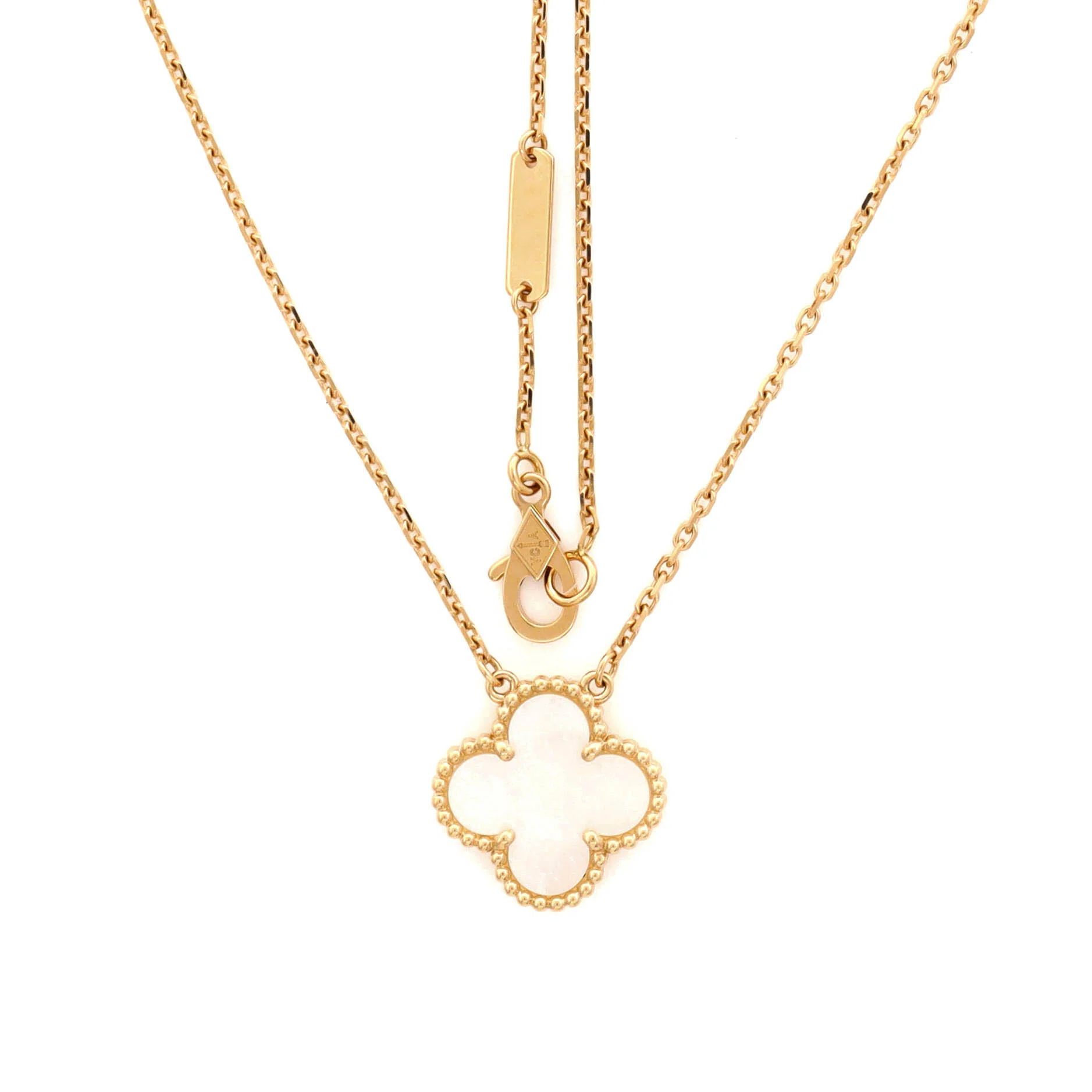 Vintage Alhambra Pendant Necklace 18K Yellow Gold and Mother of Pearl - Image 3
