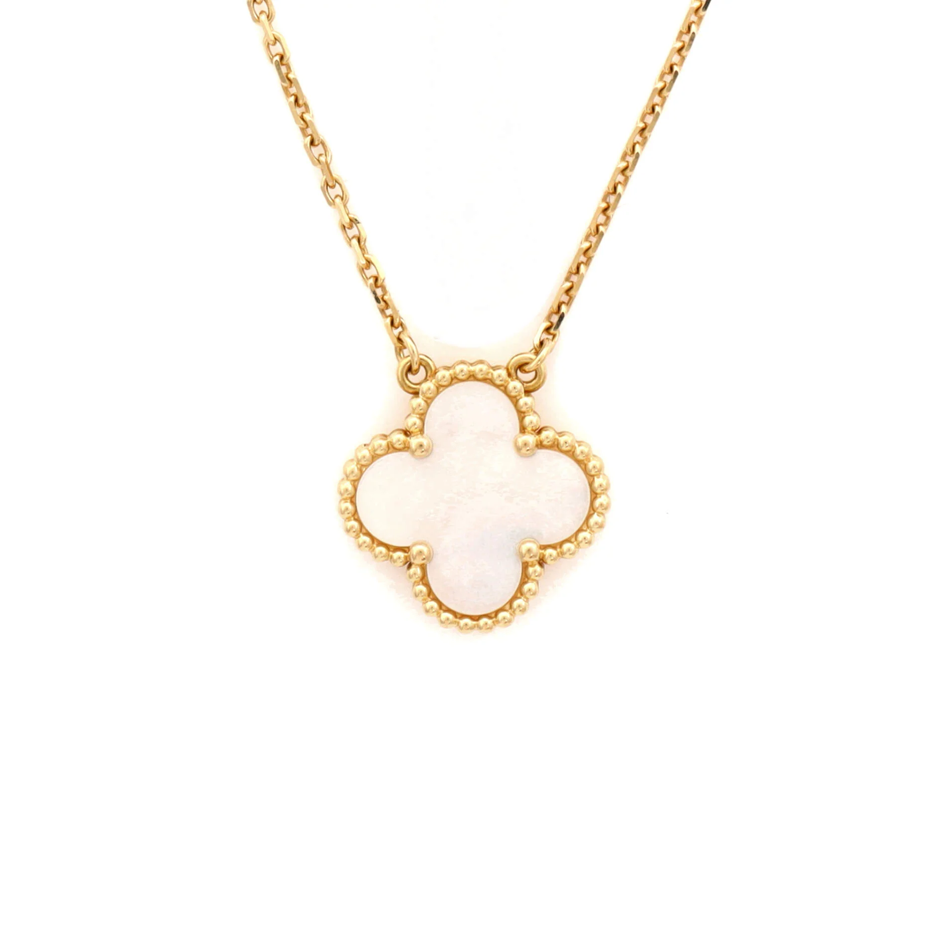 Vintage Alhambra Pendant Necklace 18K Yellow Gold and Mother of Pearl - Image 4