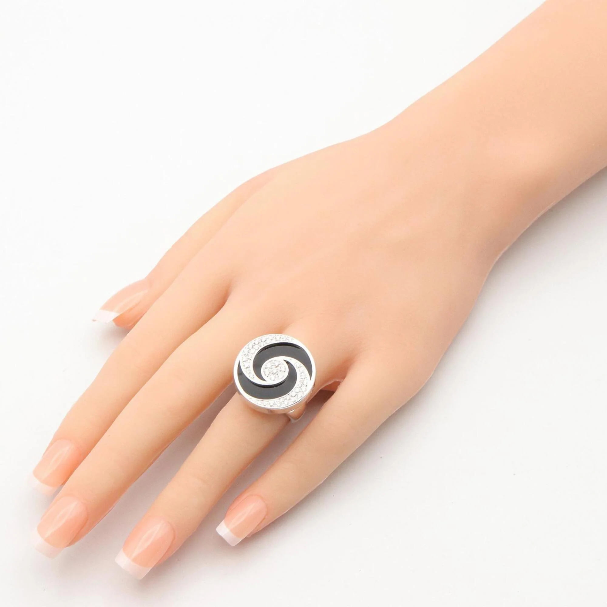 Band Ring 18K White Gold and Stainless Steel with Diamond and Onyx - Image 7