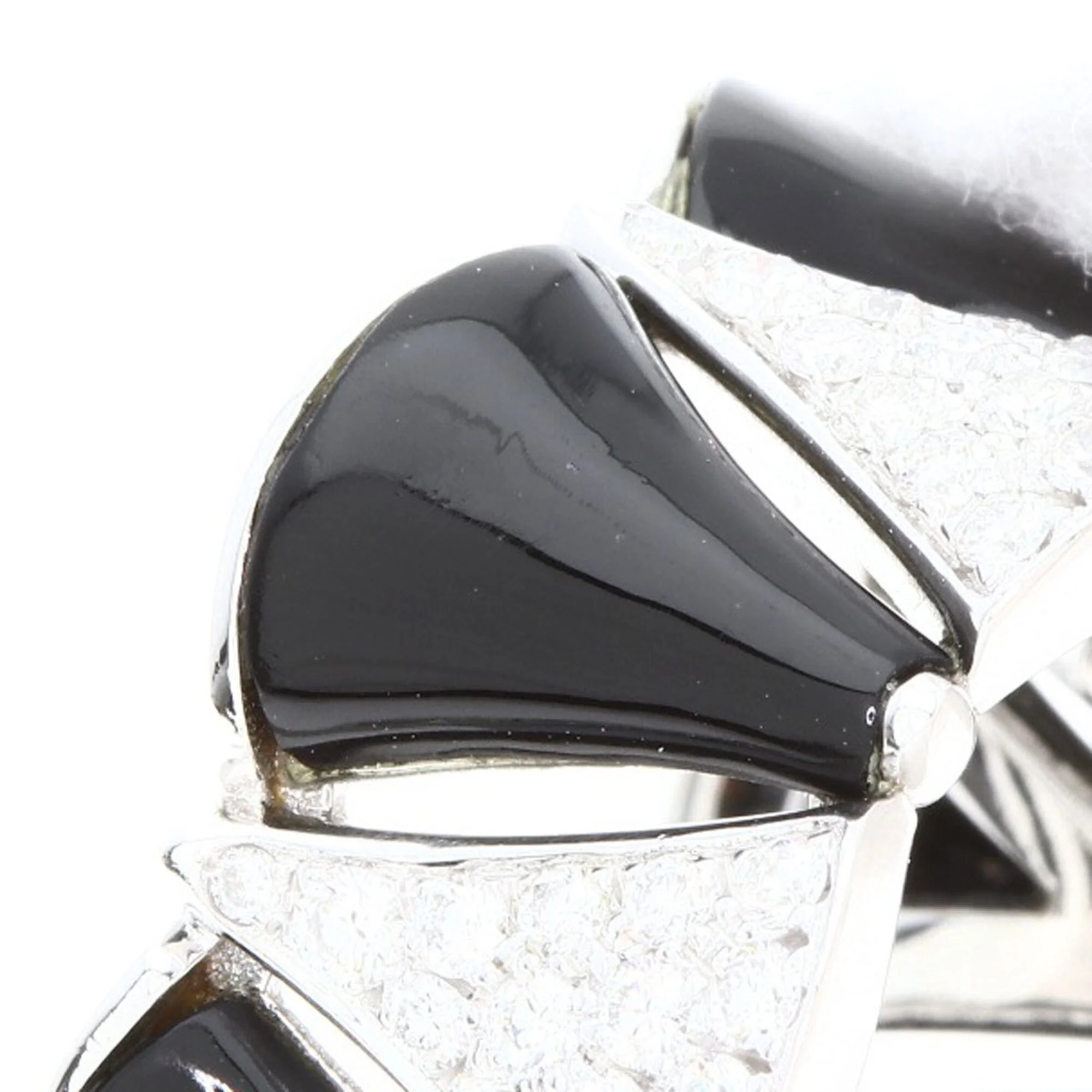 Band Ring 18K White Gold with Diamond and Onyx - Image 8