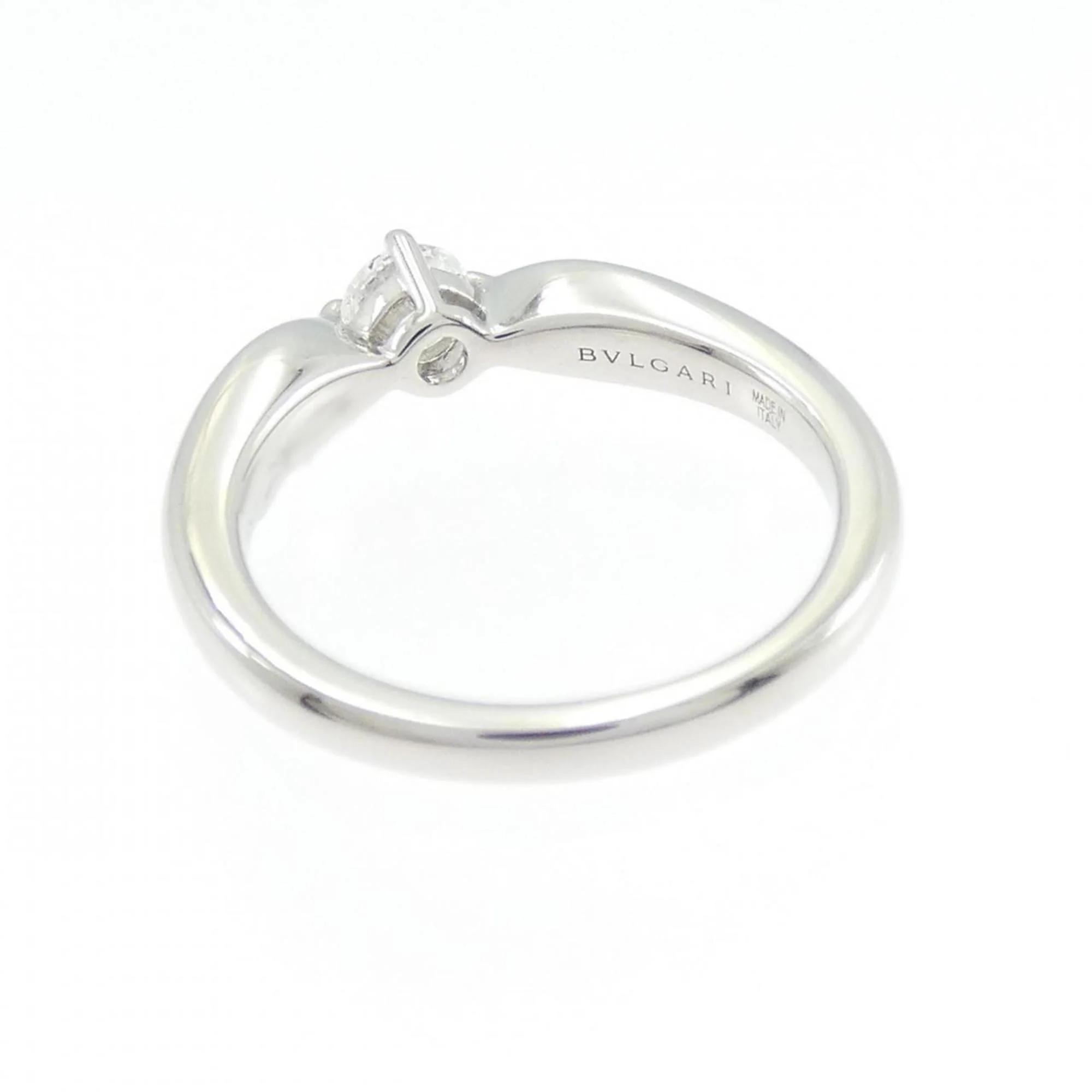 One Band Ring Platinum and Diamond - Image 3