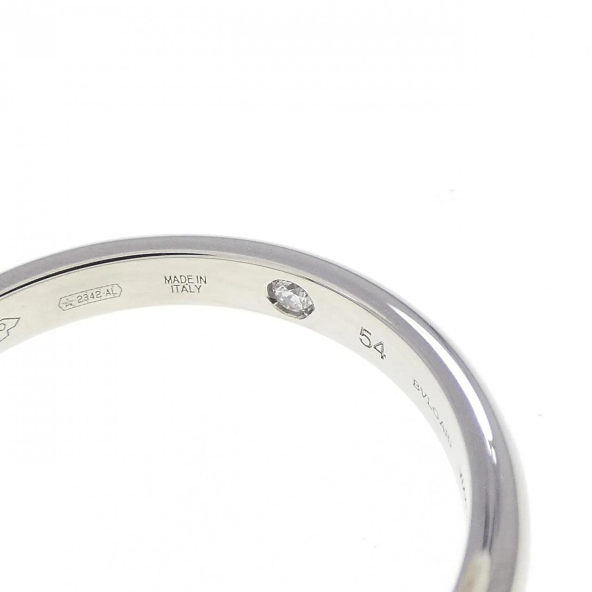 Roma Amor Ring Platinum with Diamond - Image 3