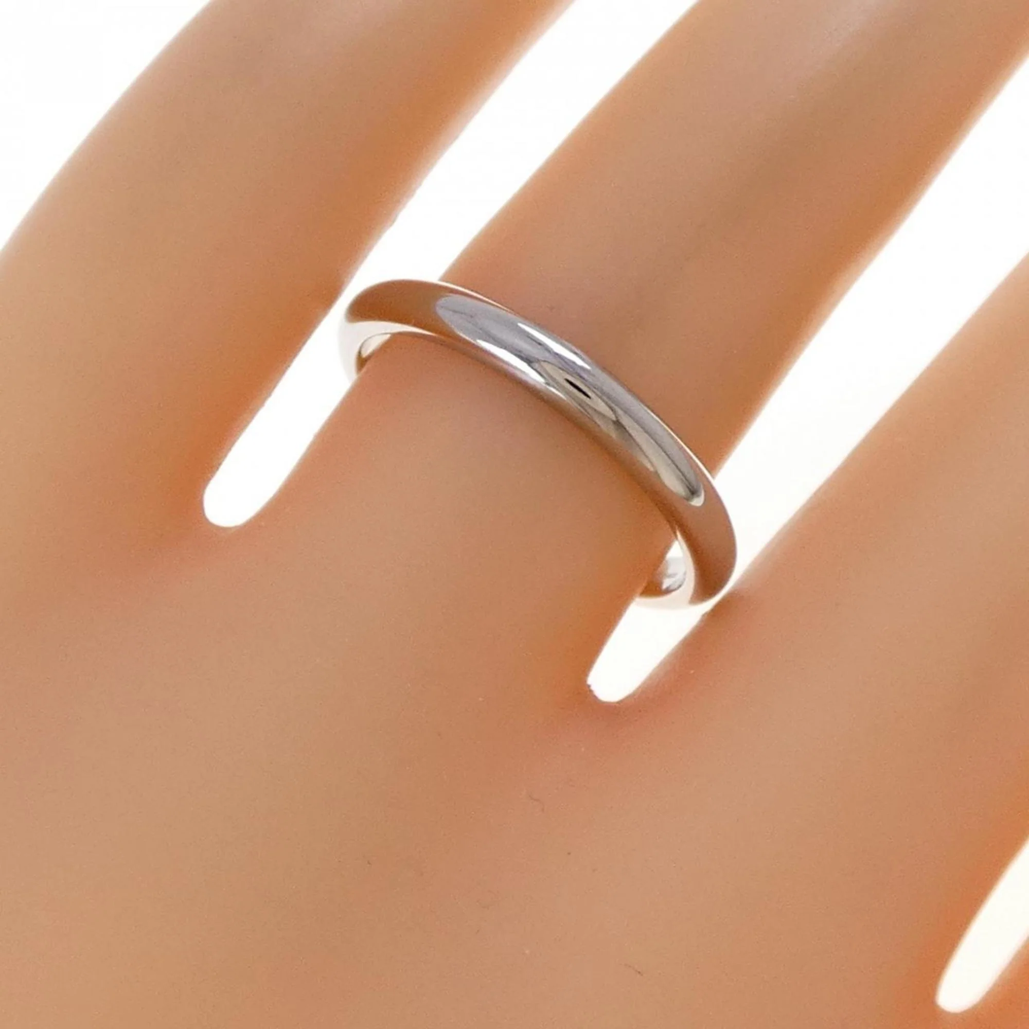 Roma Amor Ring Platinum with Diamond - Image 5