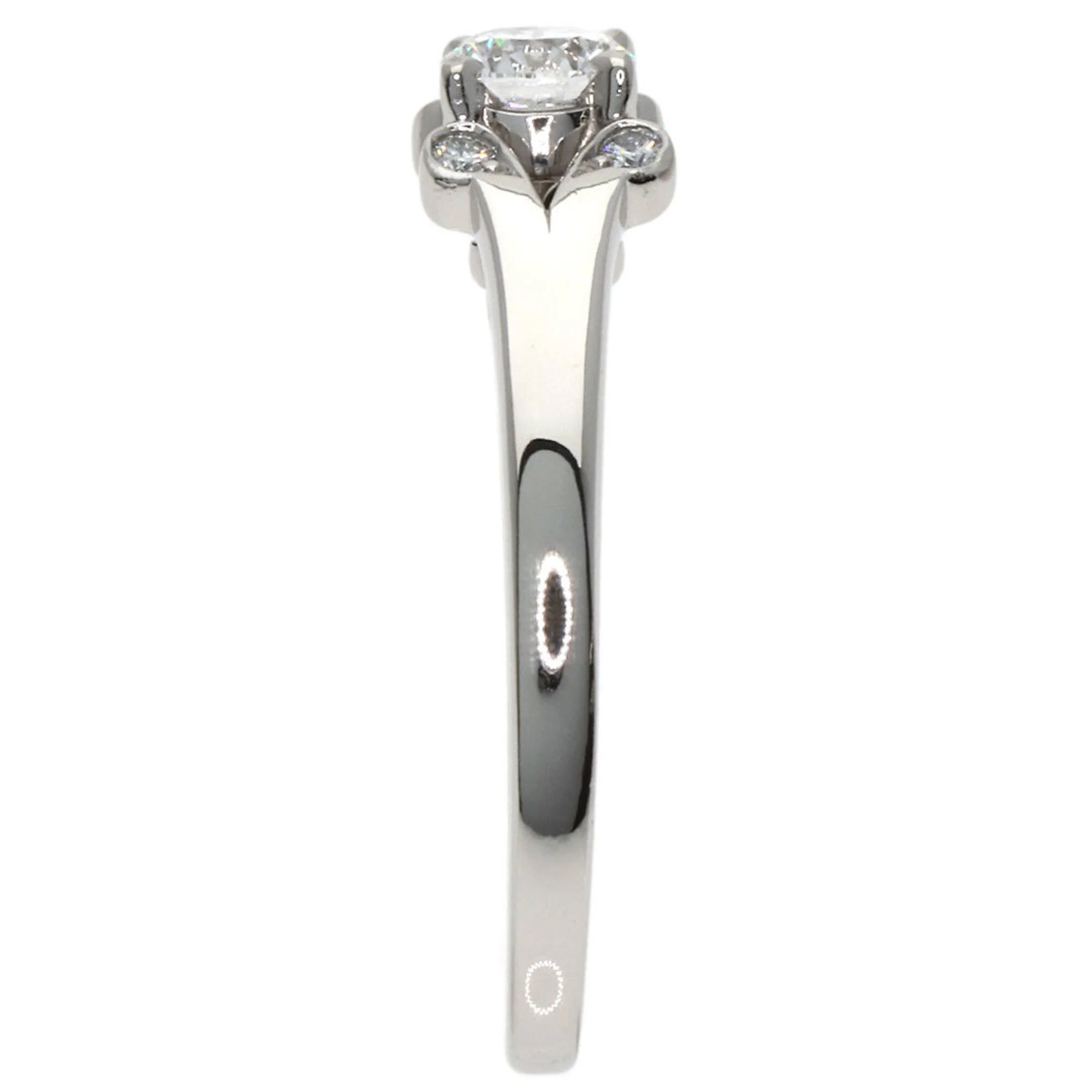 Band Ring Platinum with Diamond - Image 3