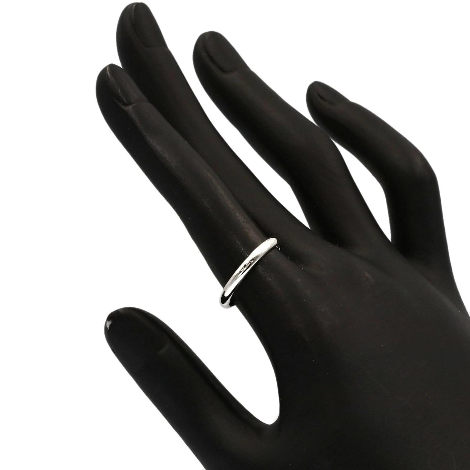 Classic One Band Ring Platinum - Image 5