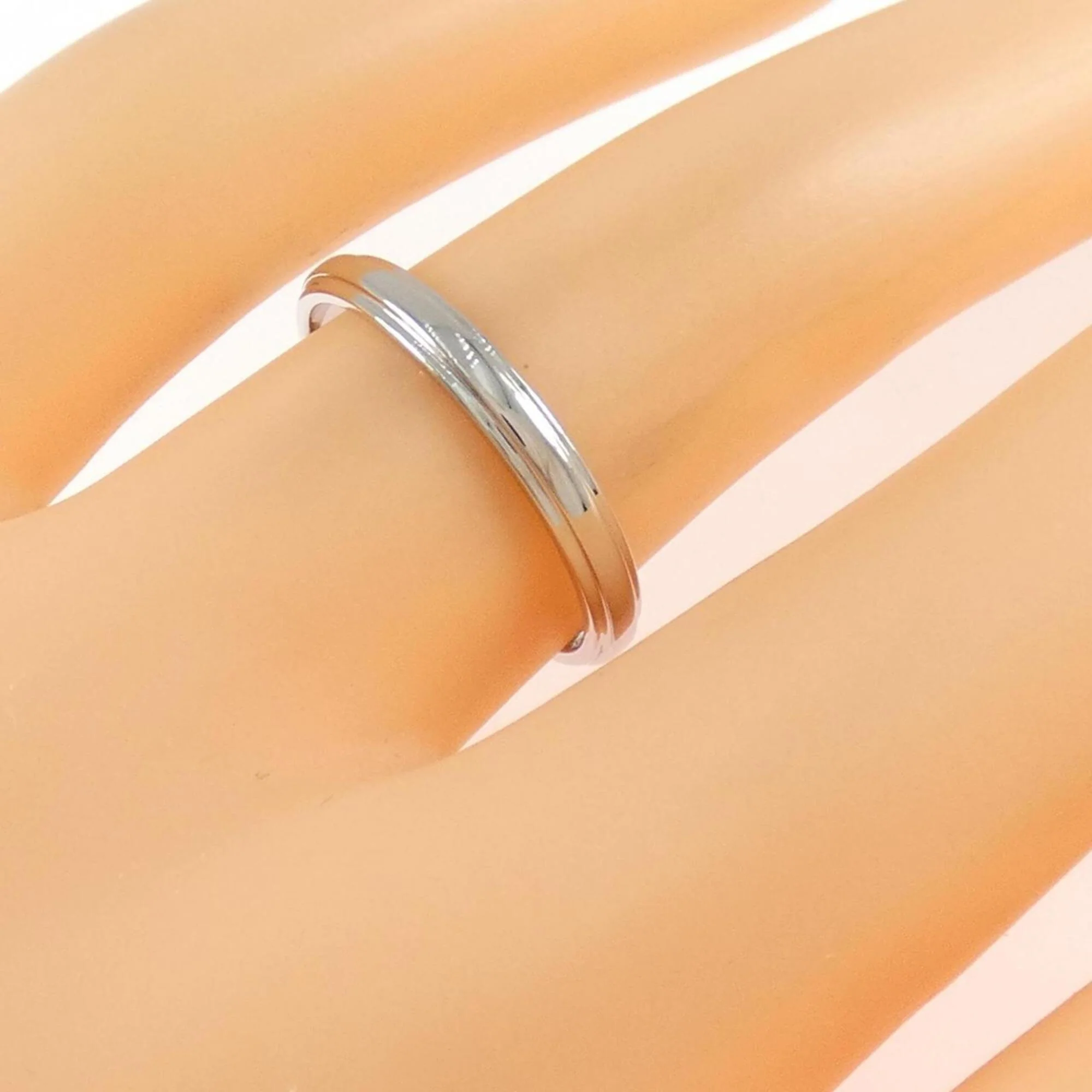 Damour Ring Platinum - Image 4