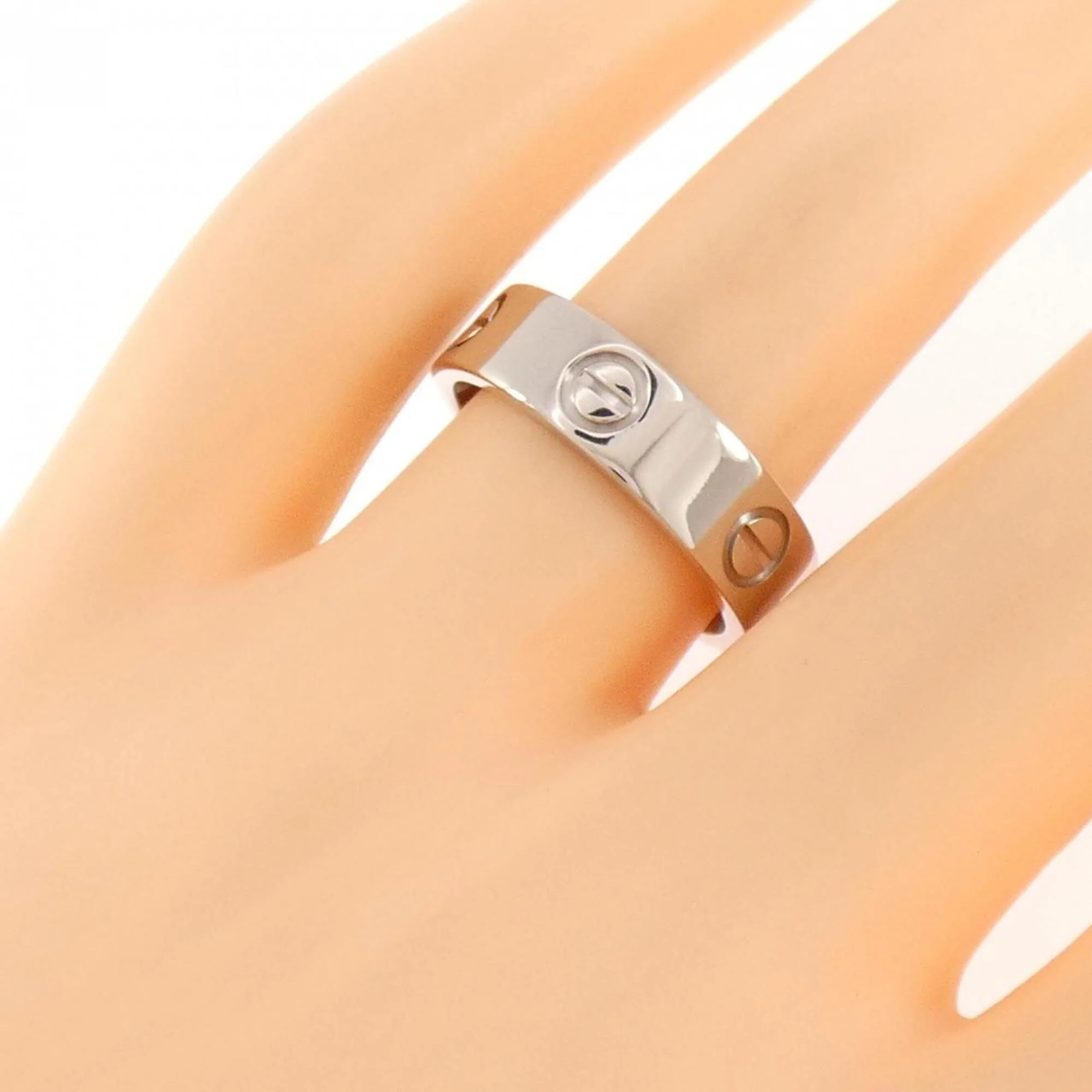 Love Ring 18K White Gold - Image 4