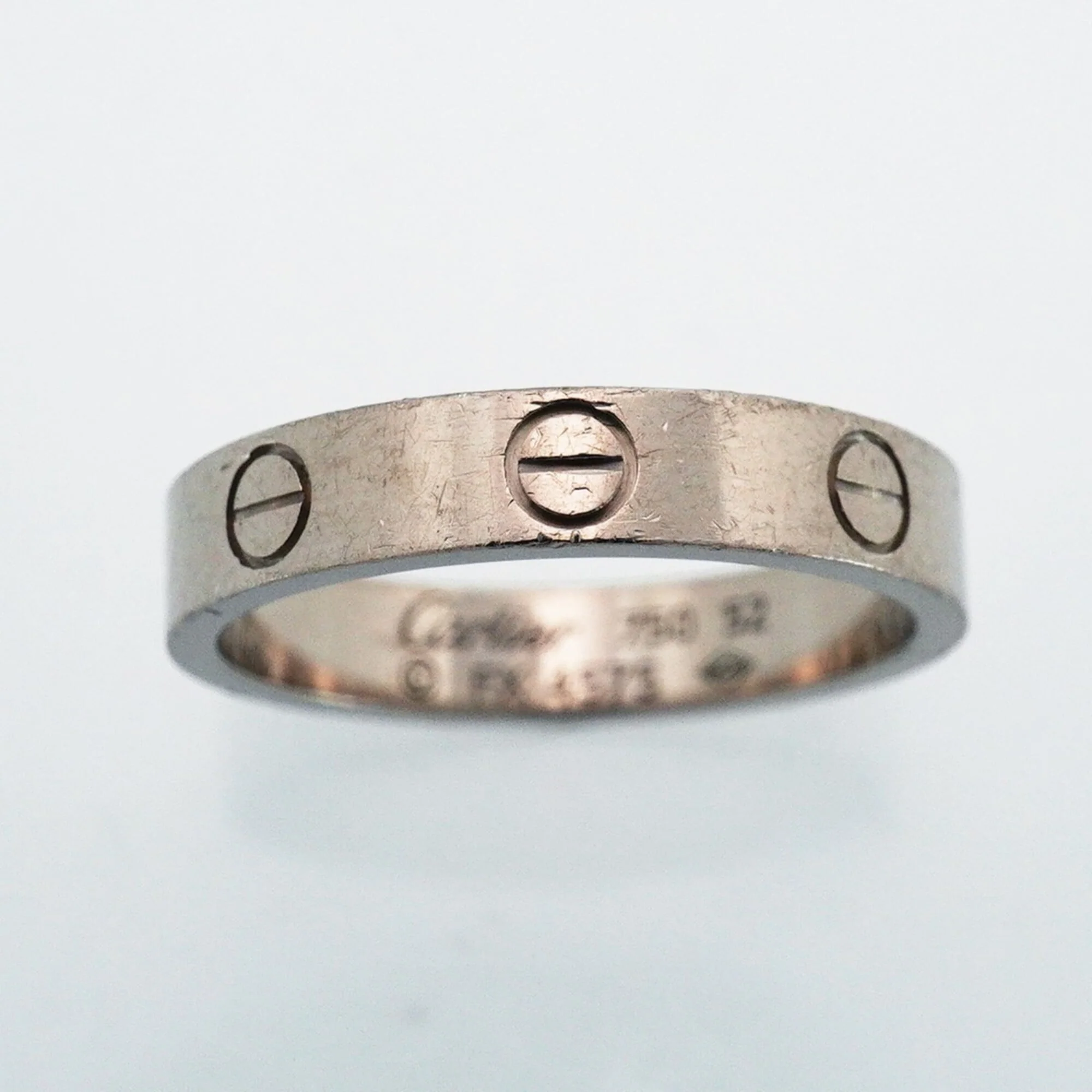 Love Ring 18K White Gold Mini - Image 2