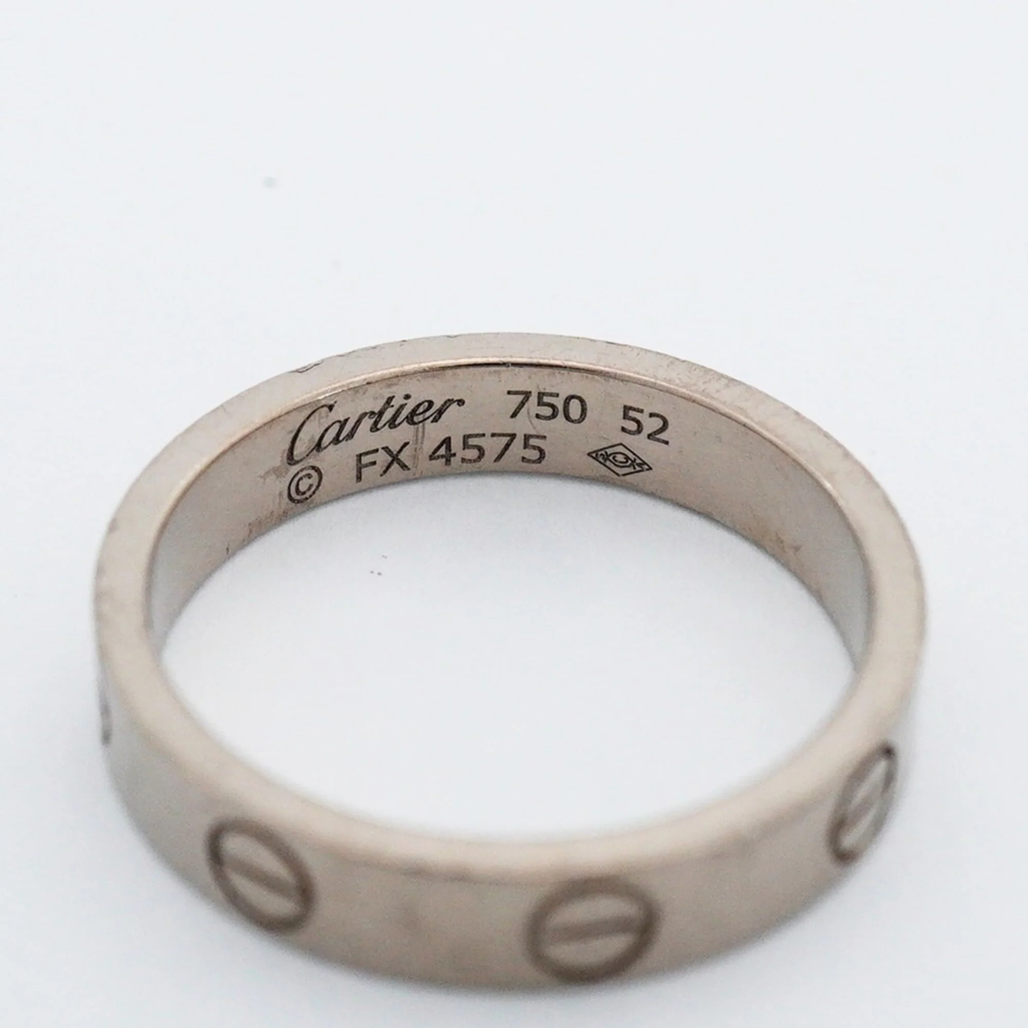 Love Ring 18K White Gold Mini - Image 4