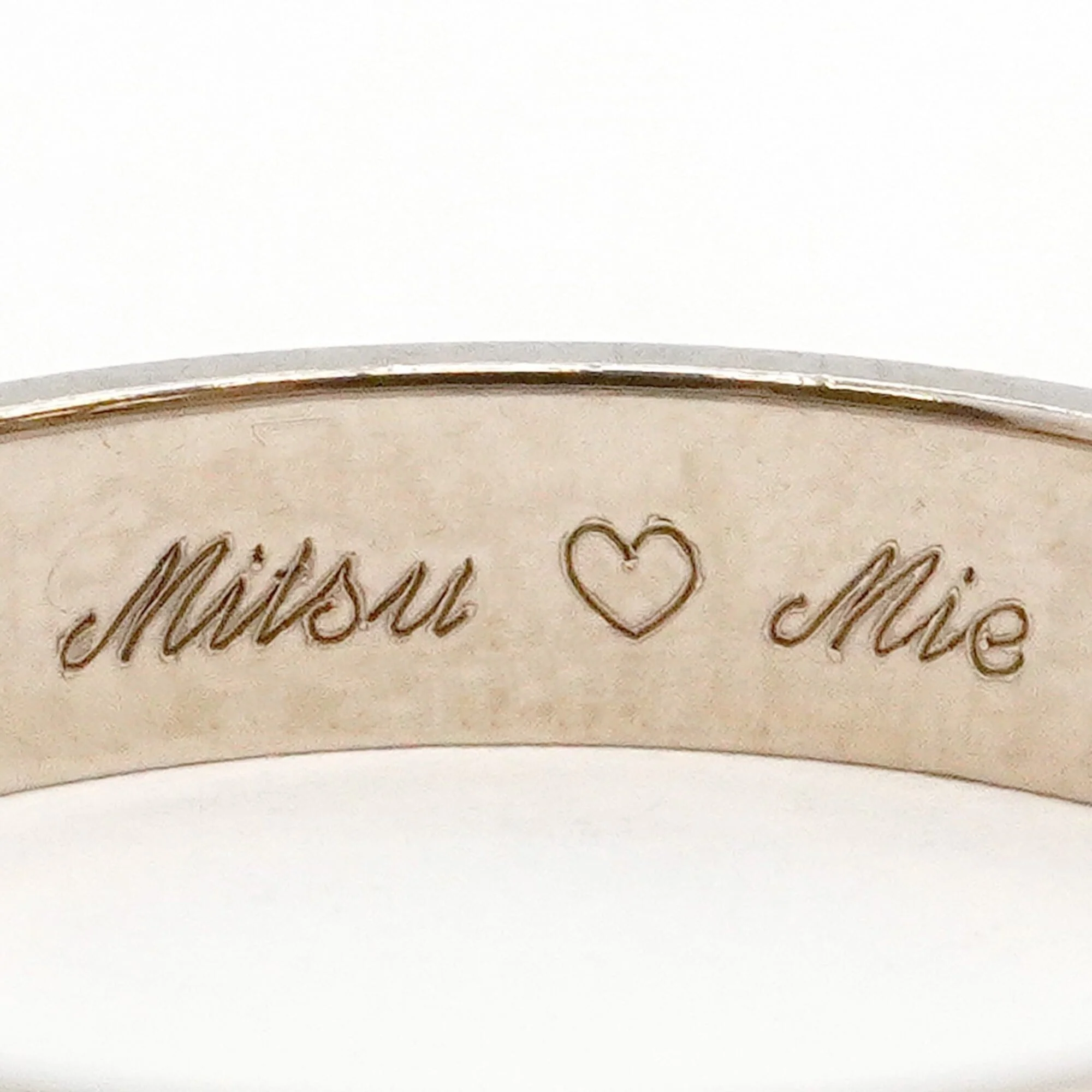 Love Ring 18K White Gold Mini - Image 5