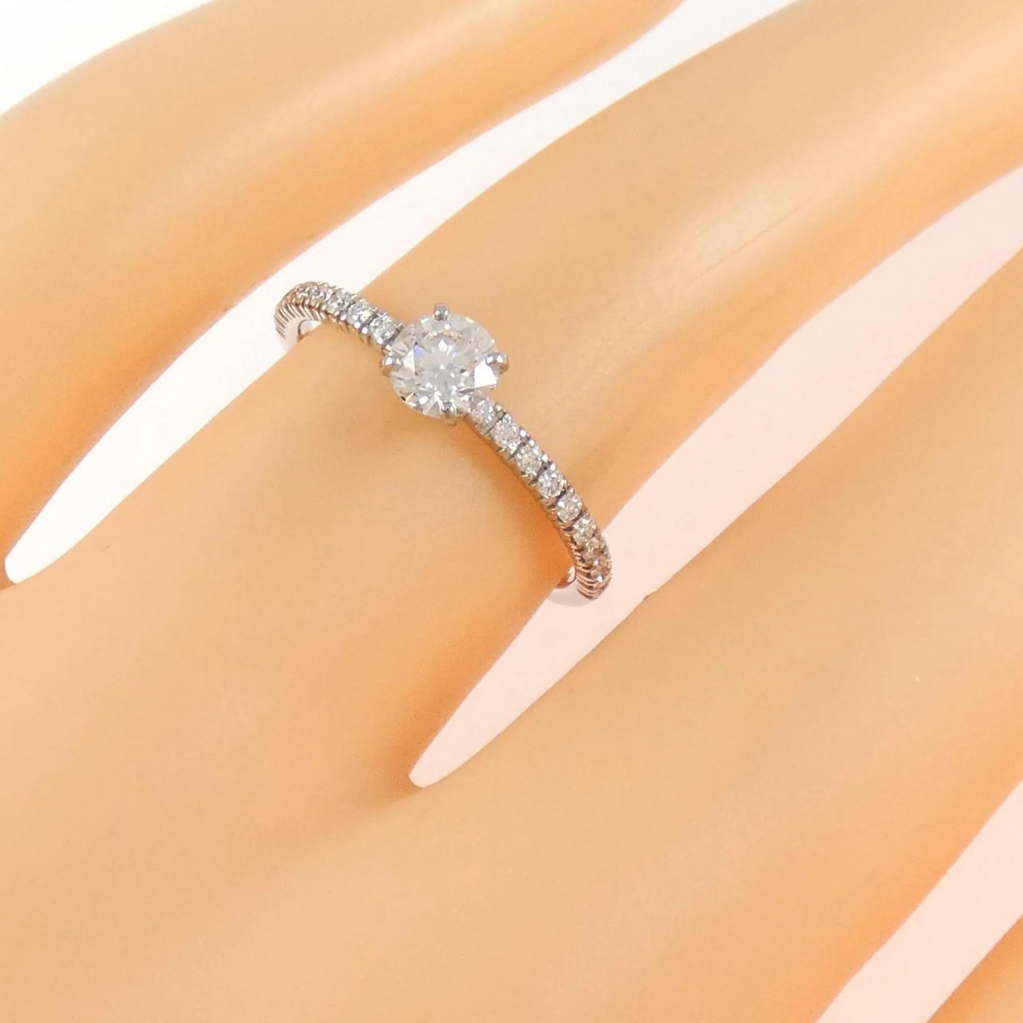 Ring Platinum With Diamond - Image 4