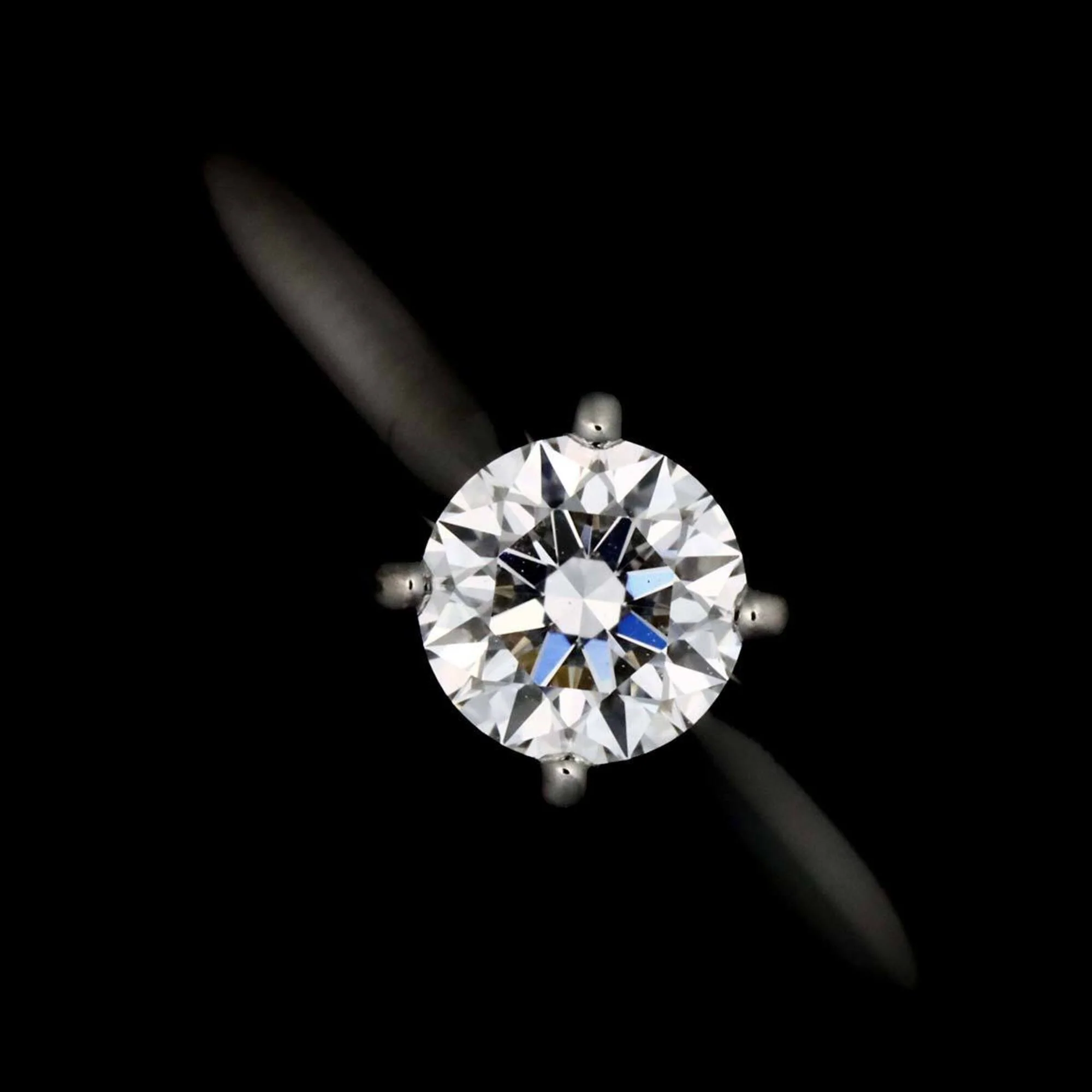 Solitaire Diamond Ring Platinum - Image 6