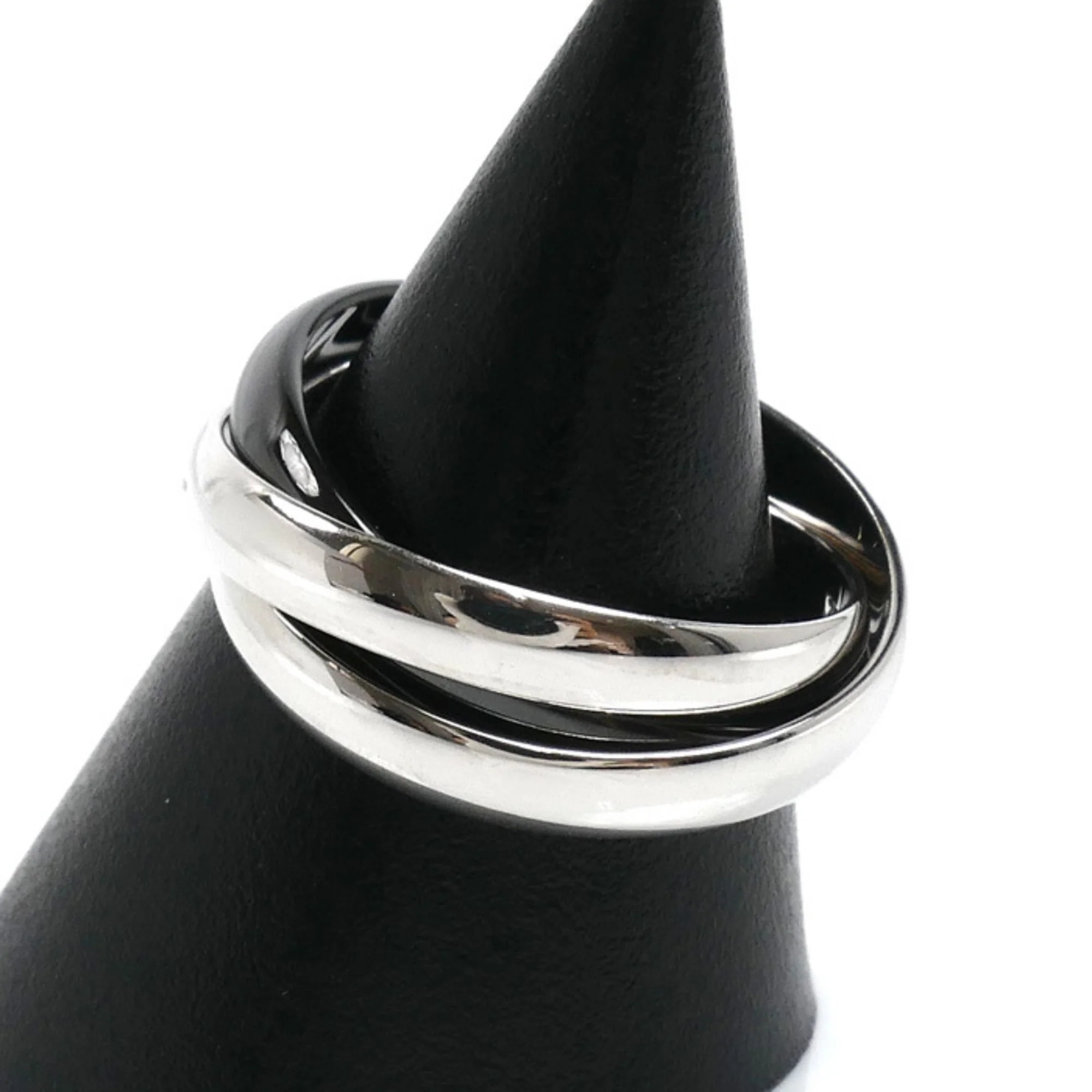Trinity Ring 18K White Gold and Ceramic - Image 2