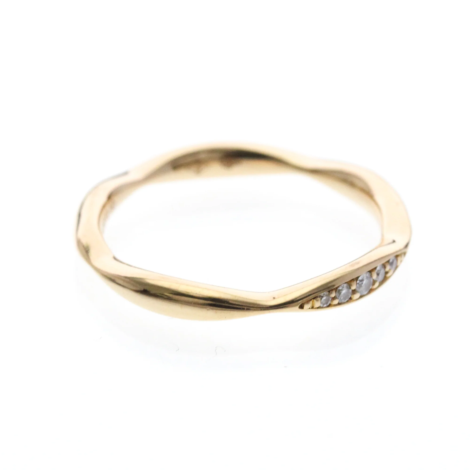 Camellia Ring 18K Rose Gold with Diamond - Image 4