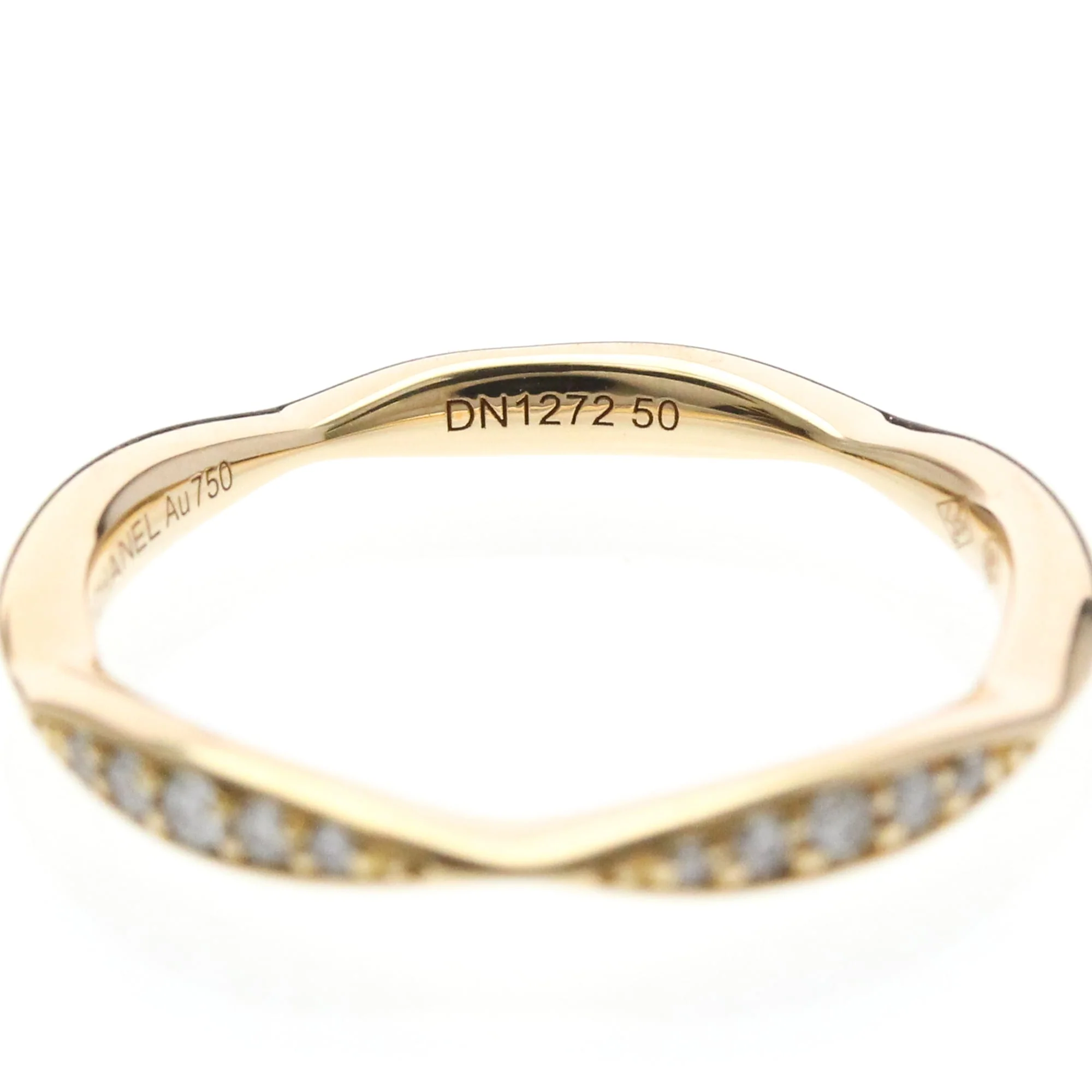 Camellia Ring 18K Rose Gold with Diamond - Image 5