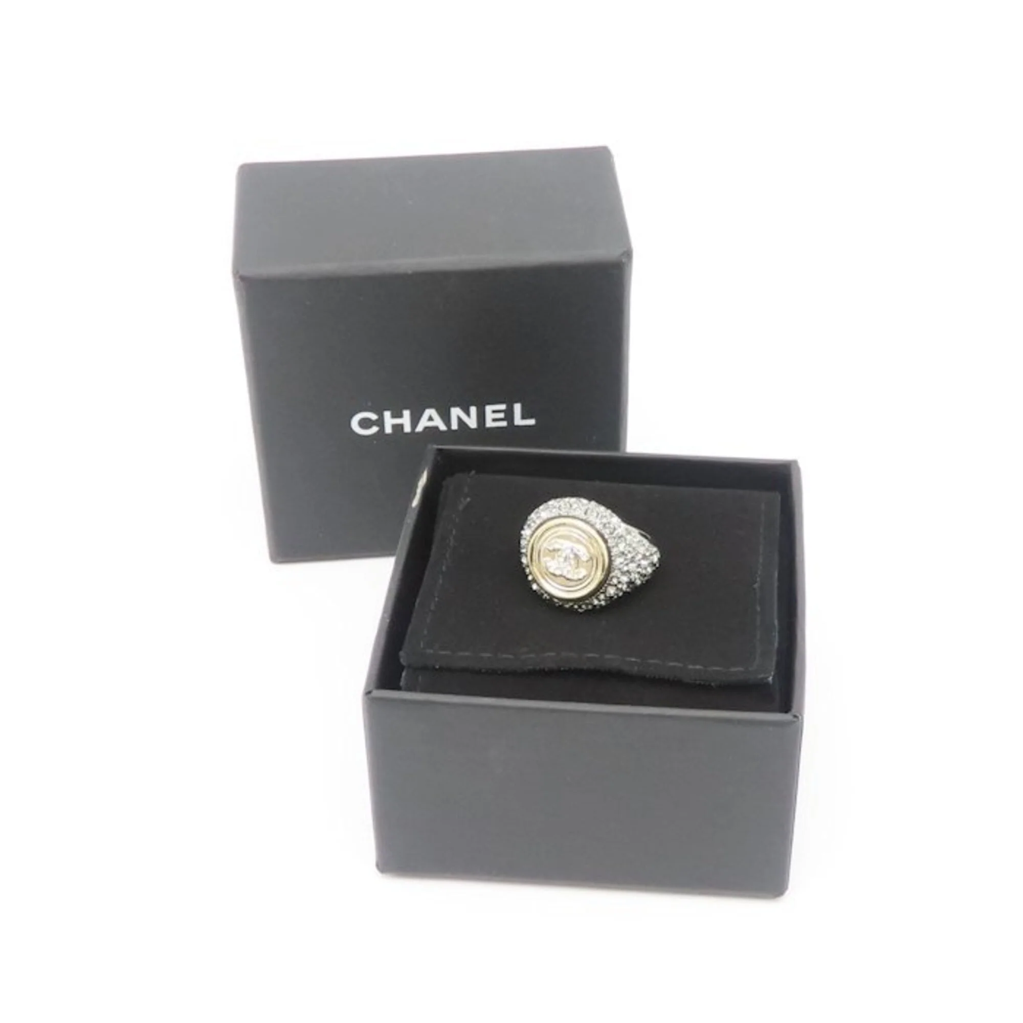 CC Logo Ring Metal - Image 5