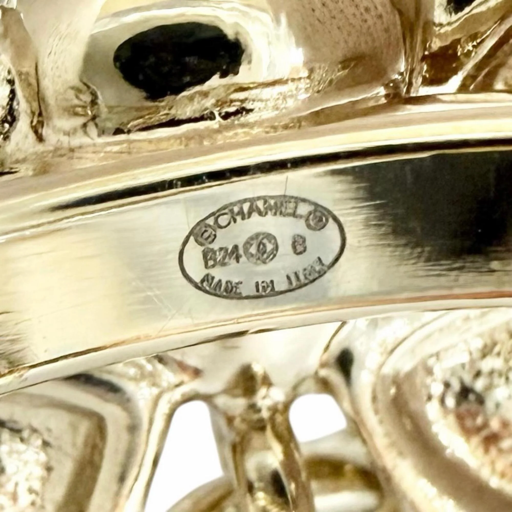 CC Logo Ring Metal - Image 6