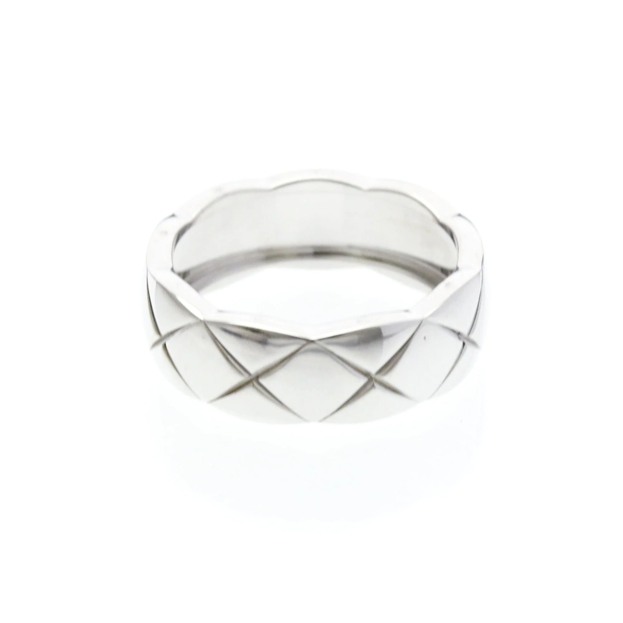 Coco Crush Ring 18K White Gold Medium - Image 3