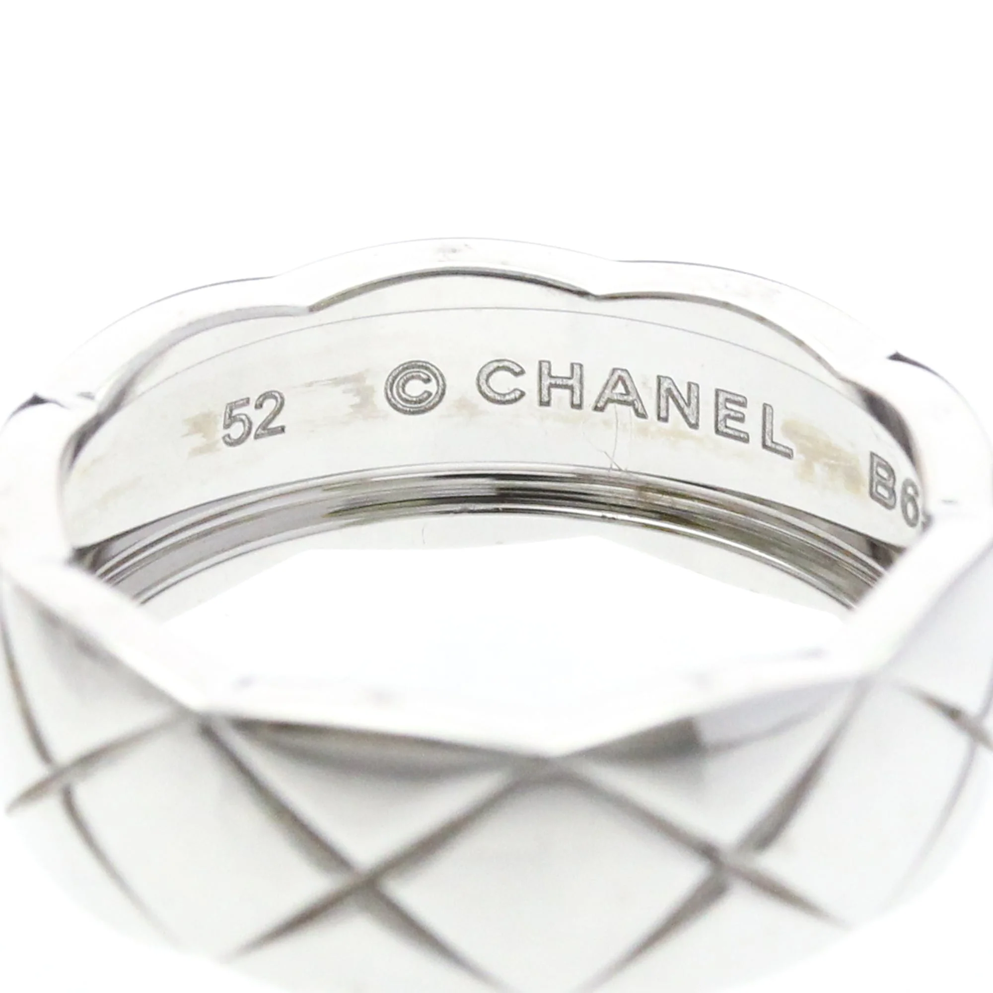 Coco Crush Ring 18K White Gold Medium - Image 5