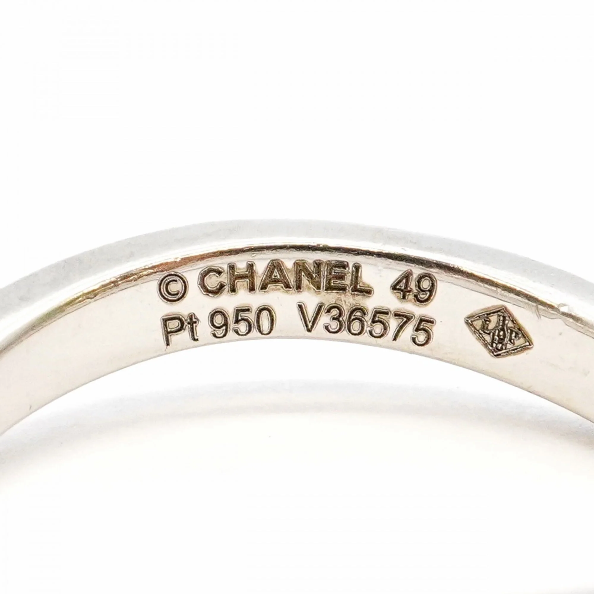 Ring Platinum with Diamond - Image 4