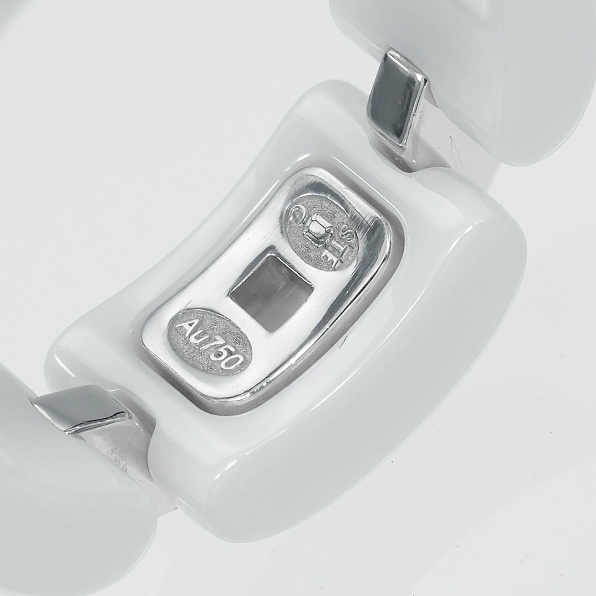 Ultra Ring Ceramic and 18K White Gold - Image 4