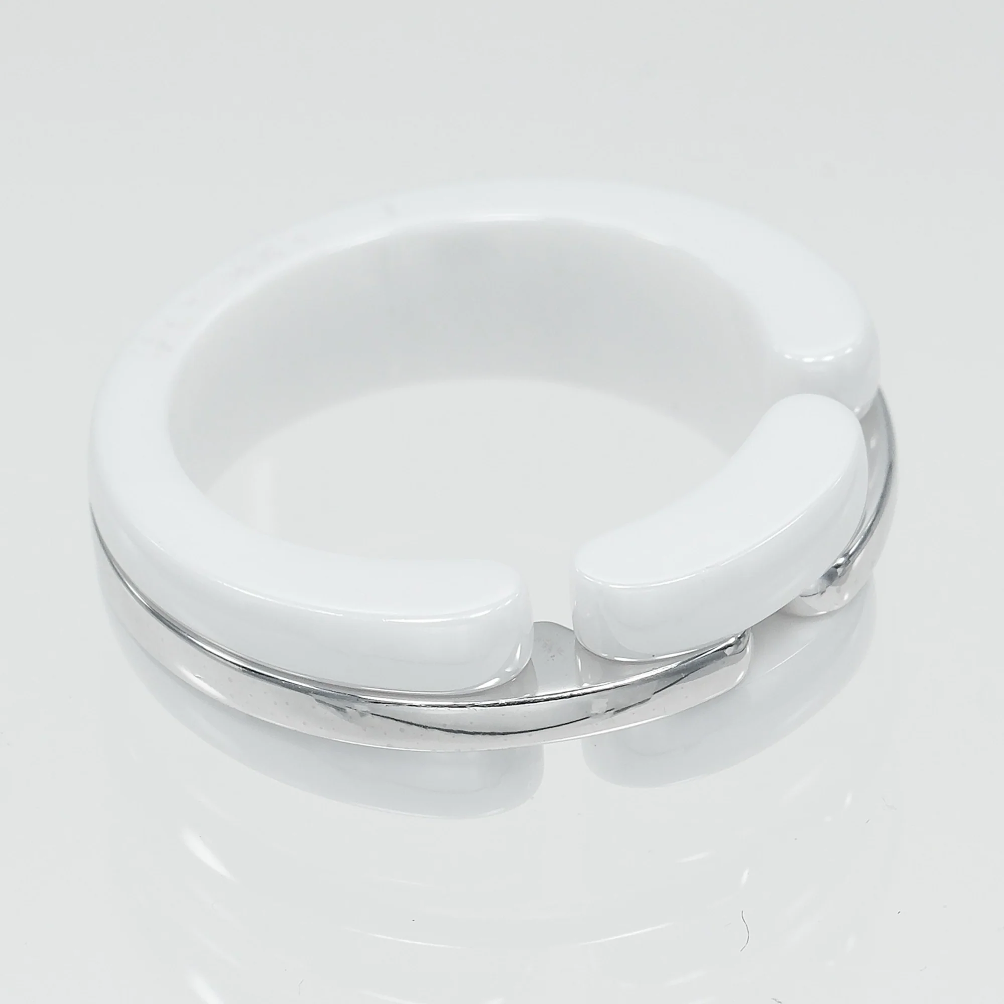 Ultra Ring Ceramic and 18K White Gold - Image 5