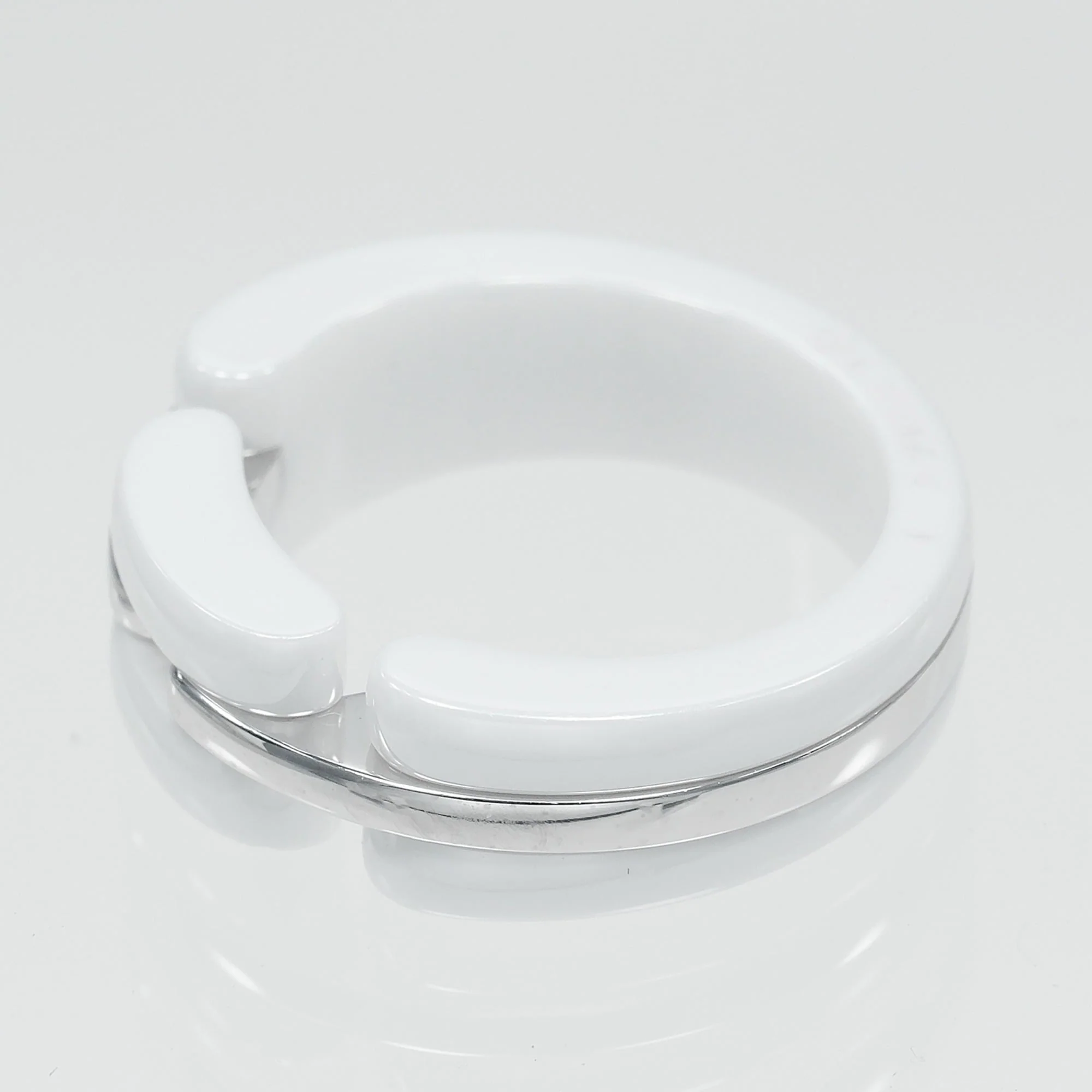 Ultra Ring Ceramic and 18K White Gold - Image 6