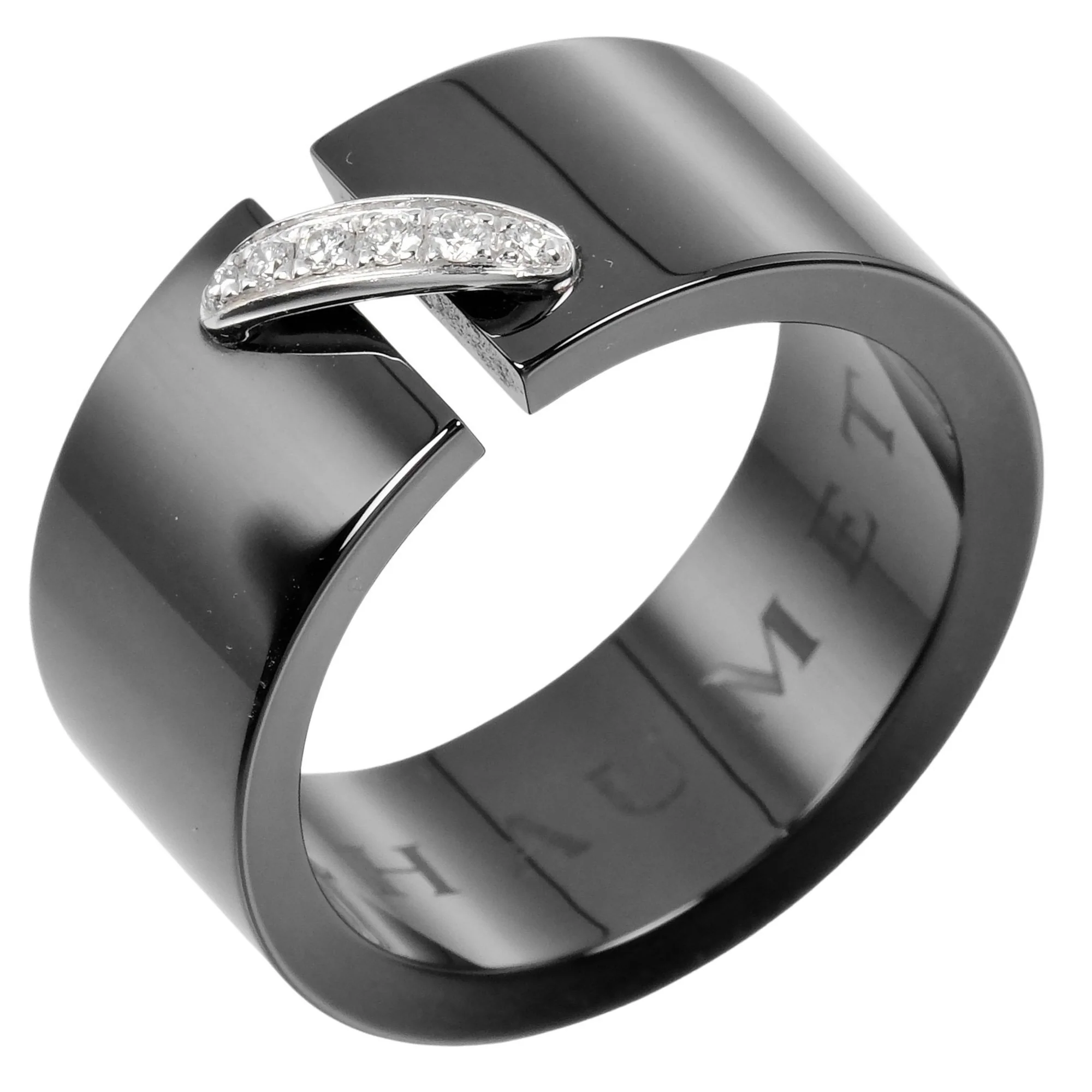 Lien Ring Ceramic and 18K White Gold with Diamond