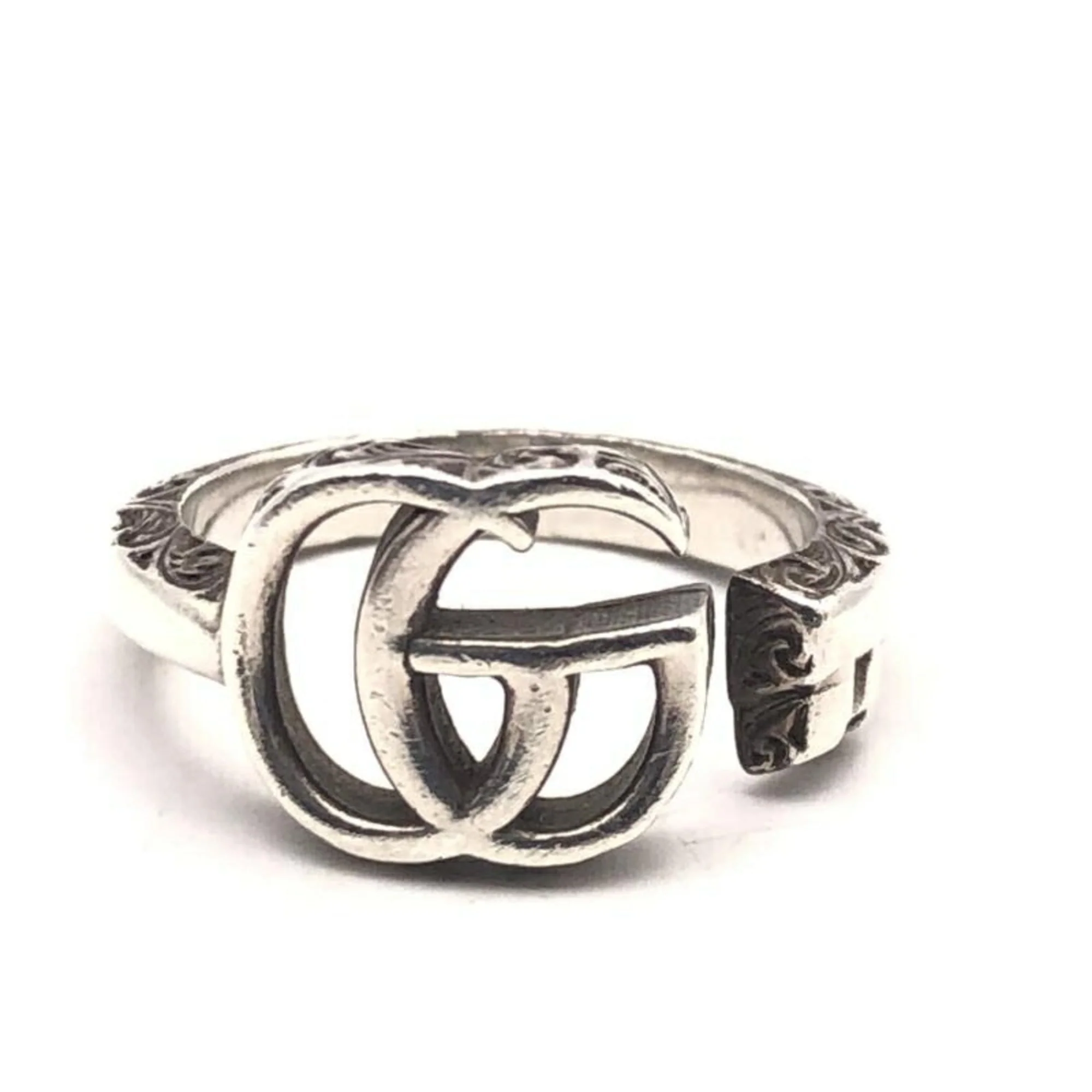 Double G Key Motif Ring